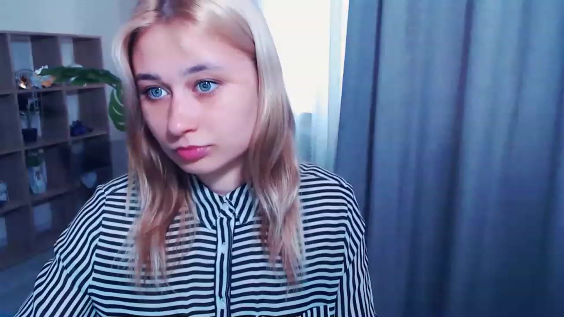 Gallery image thumbnail from Kukla_kolduna's myfreecams stream on, 03/23/2023, 14:52 image 4 of 20