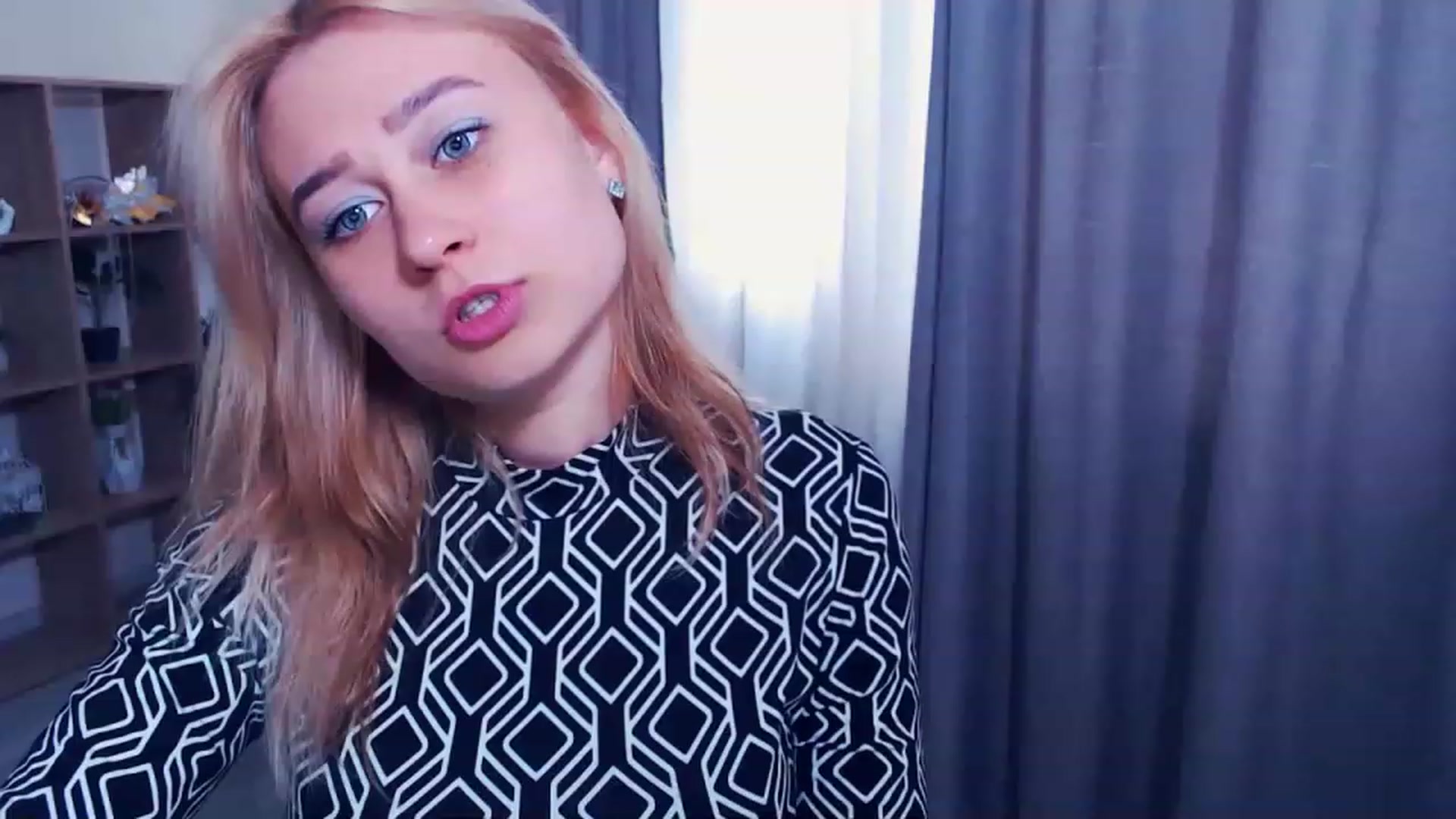 Gallery image thumbnail from Kukla_kolduna's myfreecams stream on, 03/24/2023, 12:16 image 15 of 20