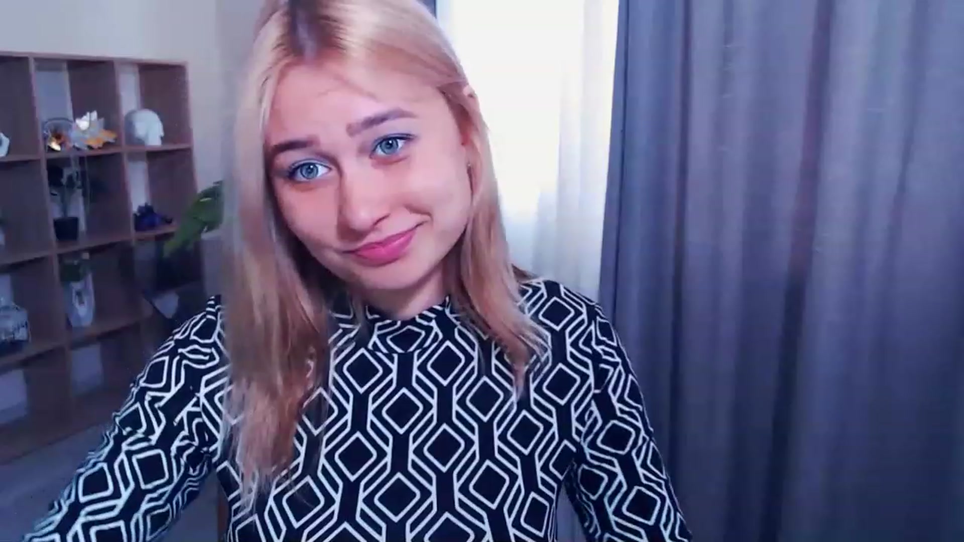 Gallery image thumbnail from Kukla_kolduna's myfreecams stream on, 03/24/2023, 12:16 image 12 of 20