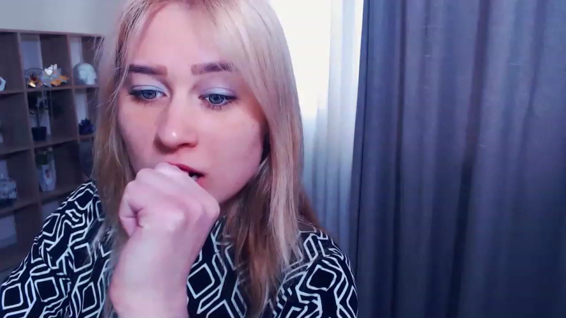Gallery image thumbnail from Kukla_kolduna's myfreecams stream on, 03/24/2023, 12:16 image 17 of 20