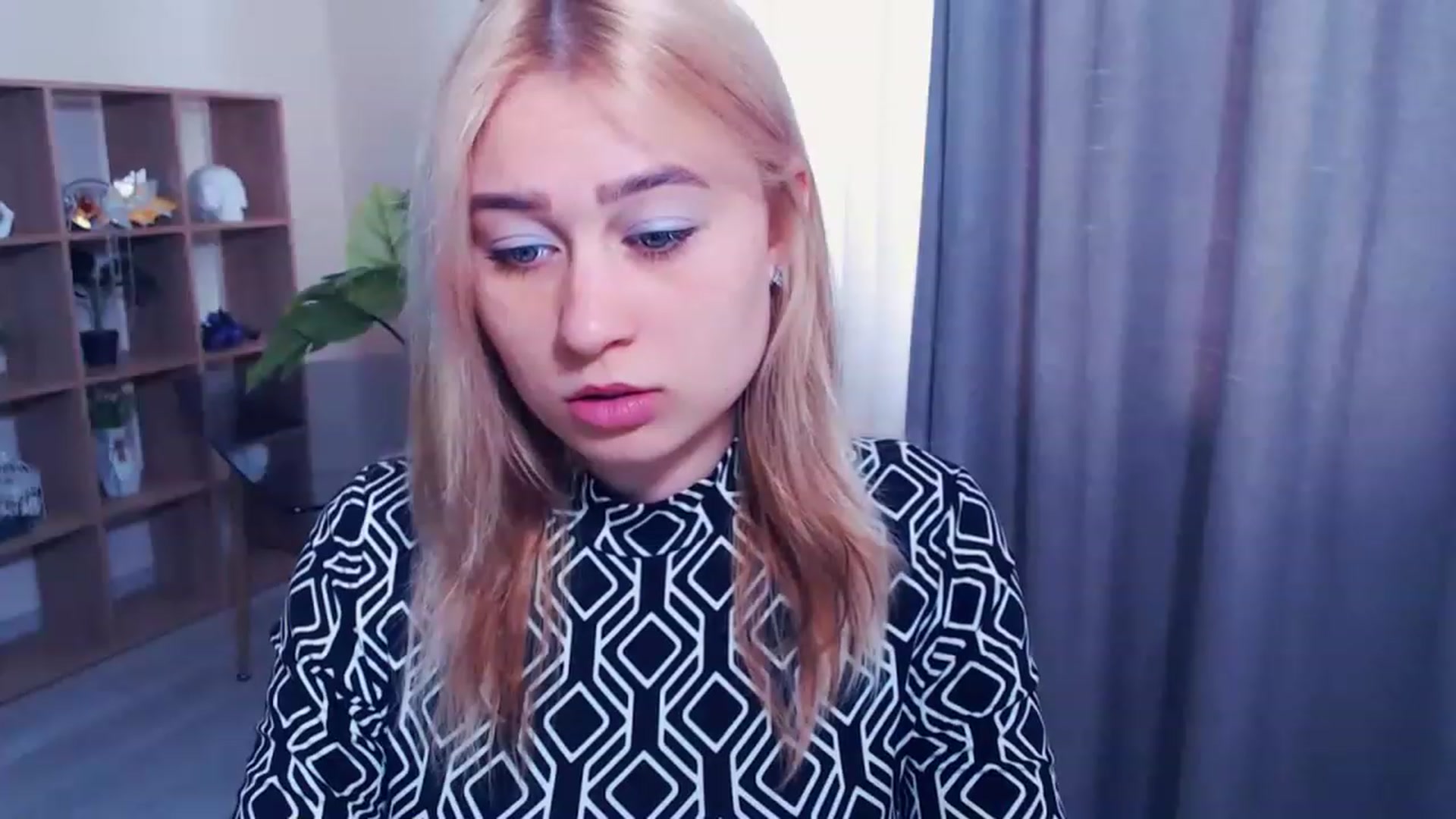 Gallery image thumbnail from Kukla_kolduna's myfreecams stream on, 03/24/2023, 12:16 image 5 of 20