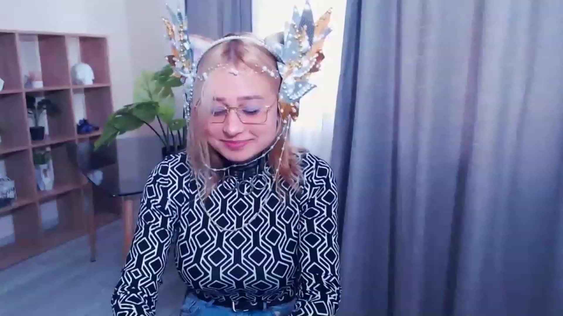 Gallery image thumbnail from Kukla_kolduna's myfreecams stream on, 03/24/2023, 12:16 image 20 of 20