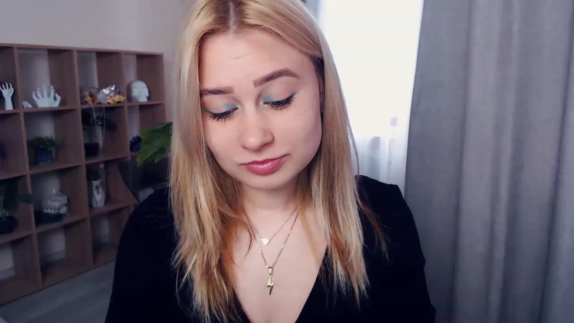 Gallery image thumbnail from Kukla_kolduna's myfreecams stream on, 03/25/2023, 12:50 image 3 of 20
