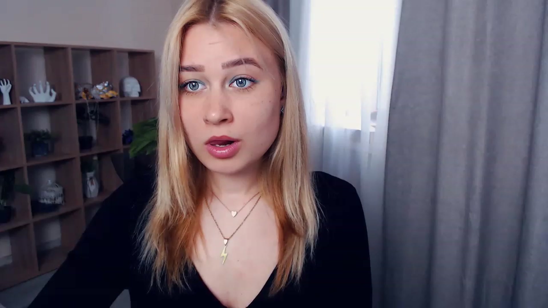Gallery image thumbnail from Kukla_kolduna's myfreecams stream on, 03/25/2023, 12:50 image 18 of 20