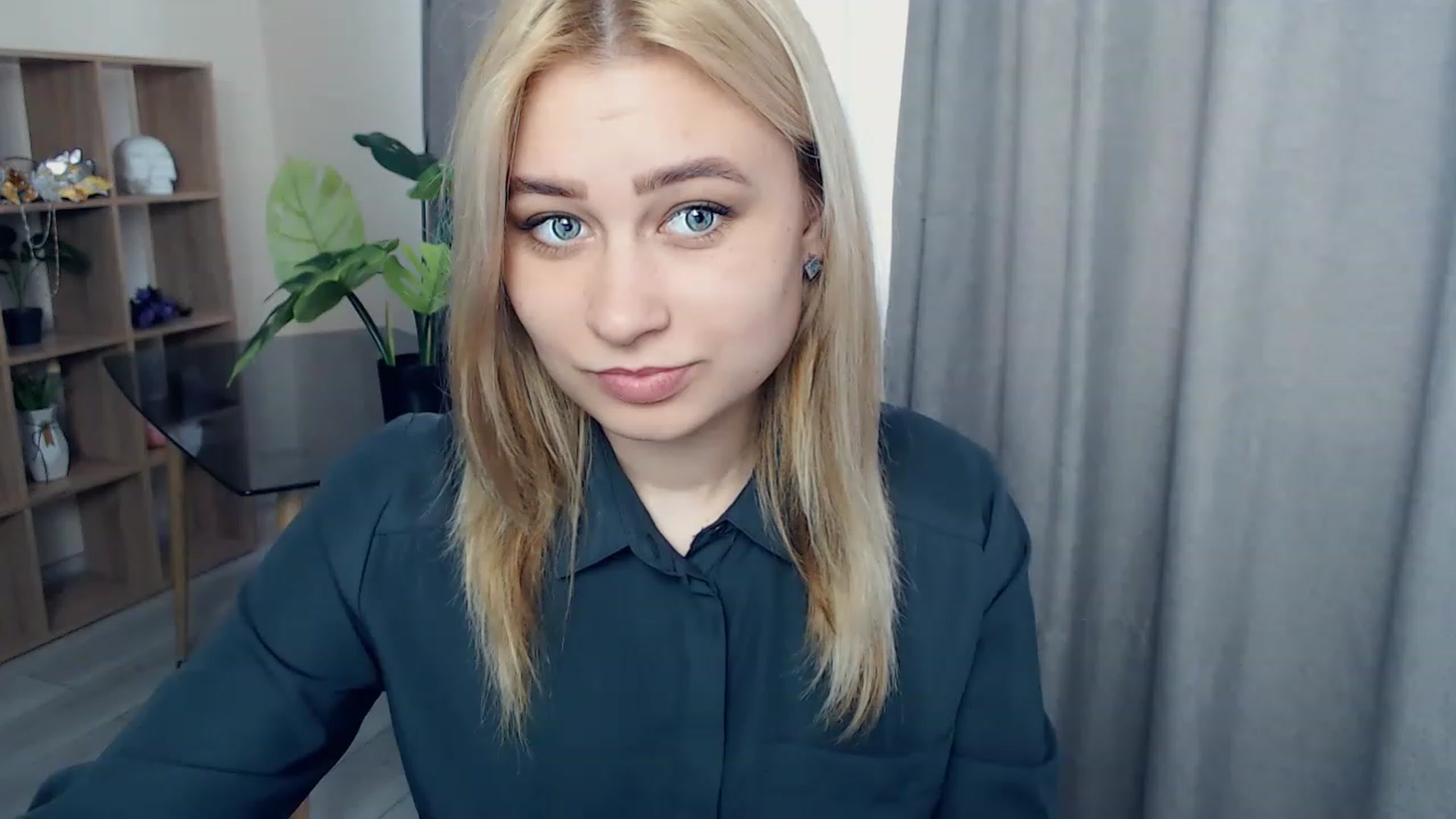 Gallery image thumbnail from Kukla_kolduna's myfreecams stream on, 03/26/2023, 12:52 image 20 of 20