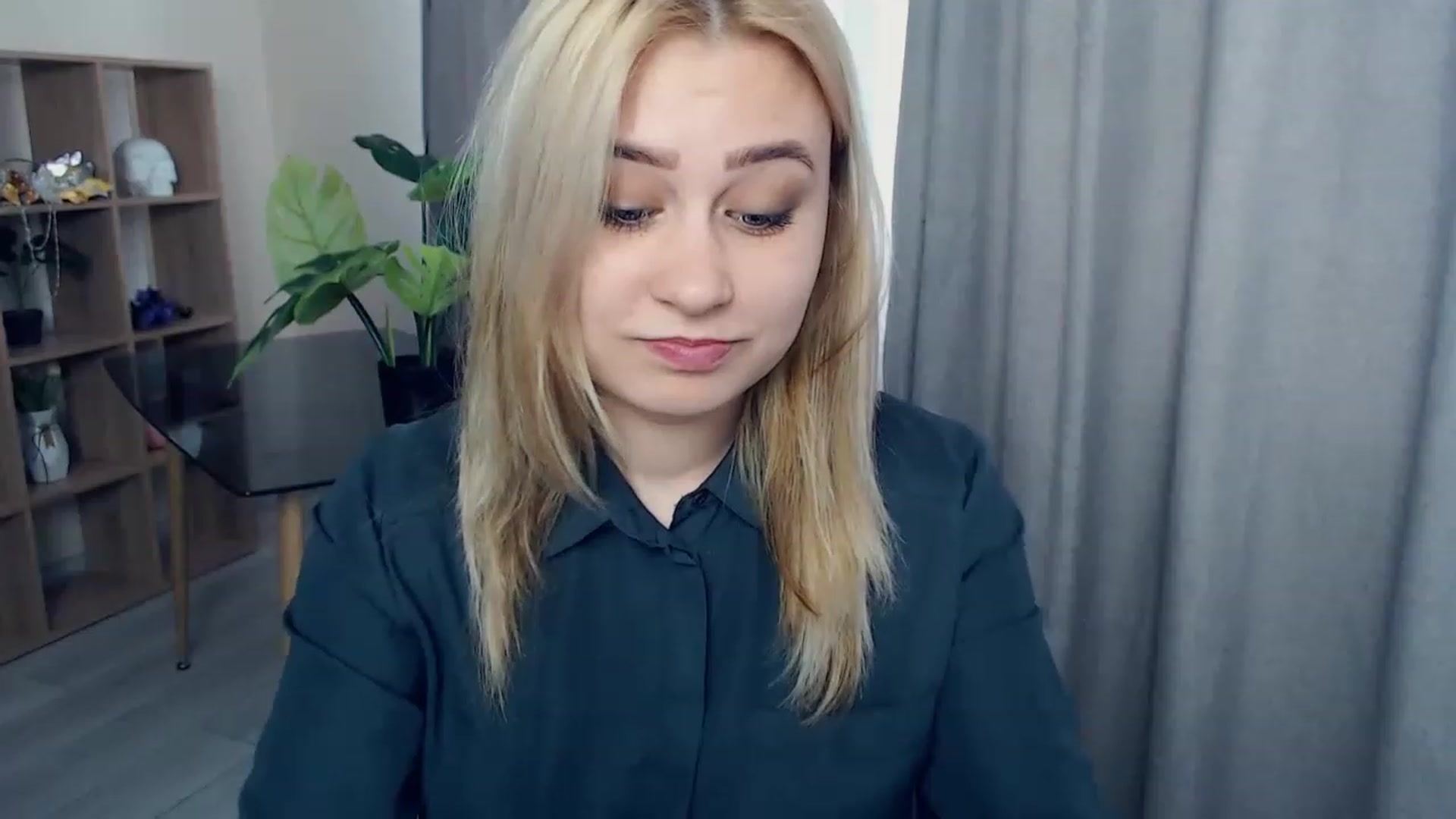 Gallery image thumbnail from Kukla_kolduna's myfreecams stream on, 03/26/2023, 12:52 image 19 of 20