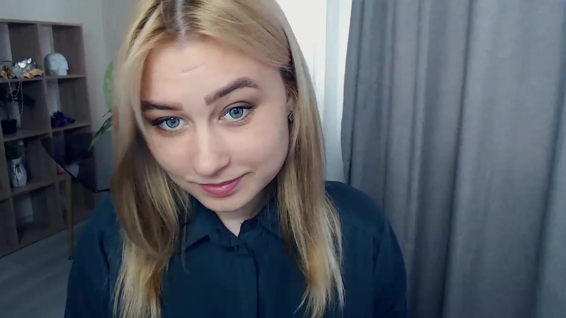 Gallery image thumbnail from Kukla_kolduna's myfreecams stream on, 03/26/2023, 12:52 image 6 of 20