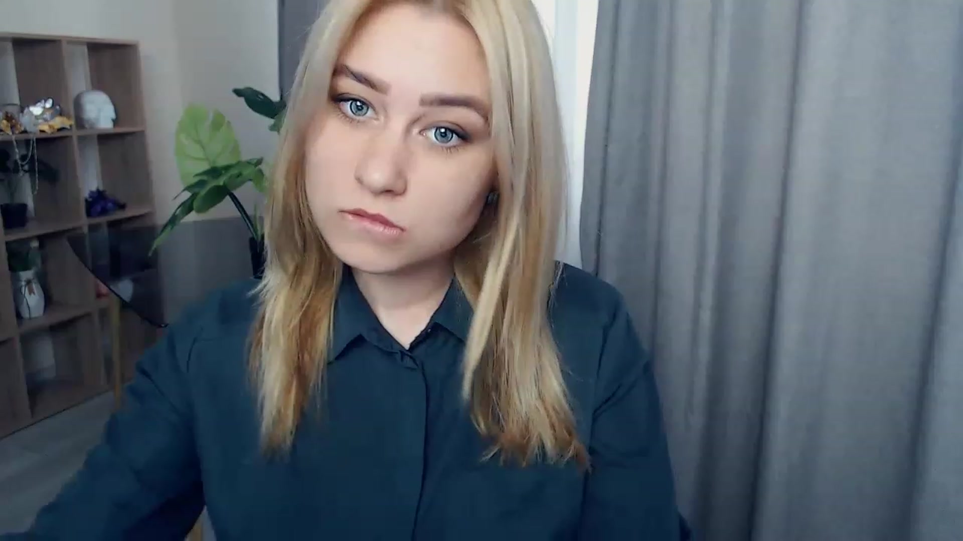 Gallery image thumbnail from Kukla_kolduna's myfreecams stream on, 03/26/2023, 12:52 image 2 of 20