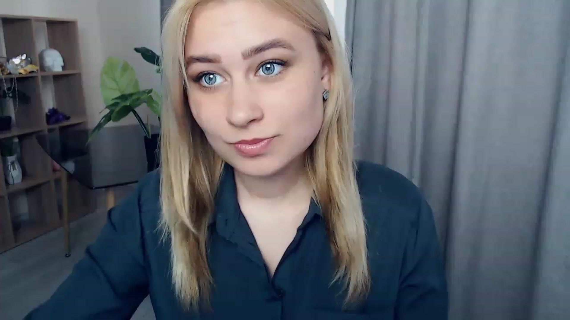 Gallery image thumbnail from Kukla_kolduna's myfreecams stream on, 03/26/2023, 14:32 image 19 of 20