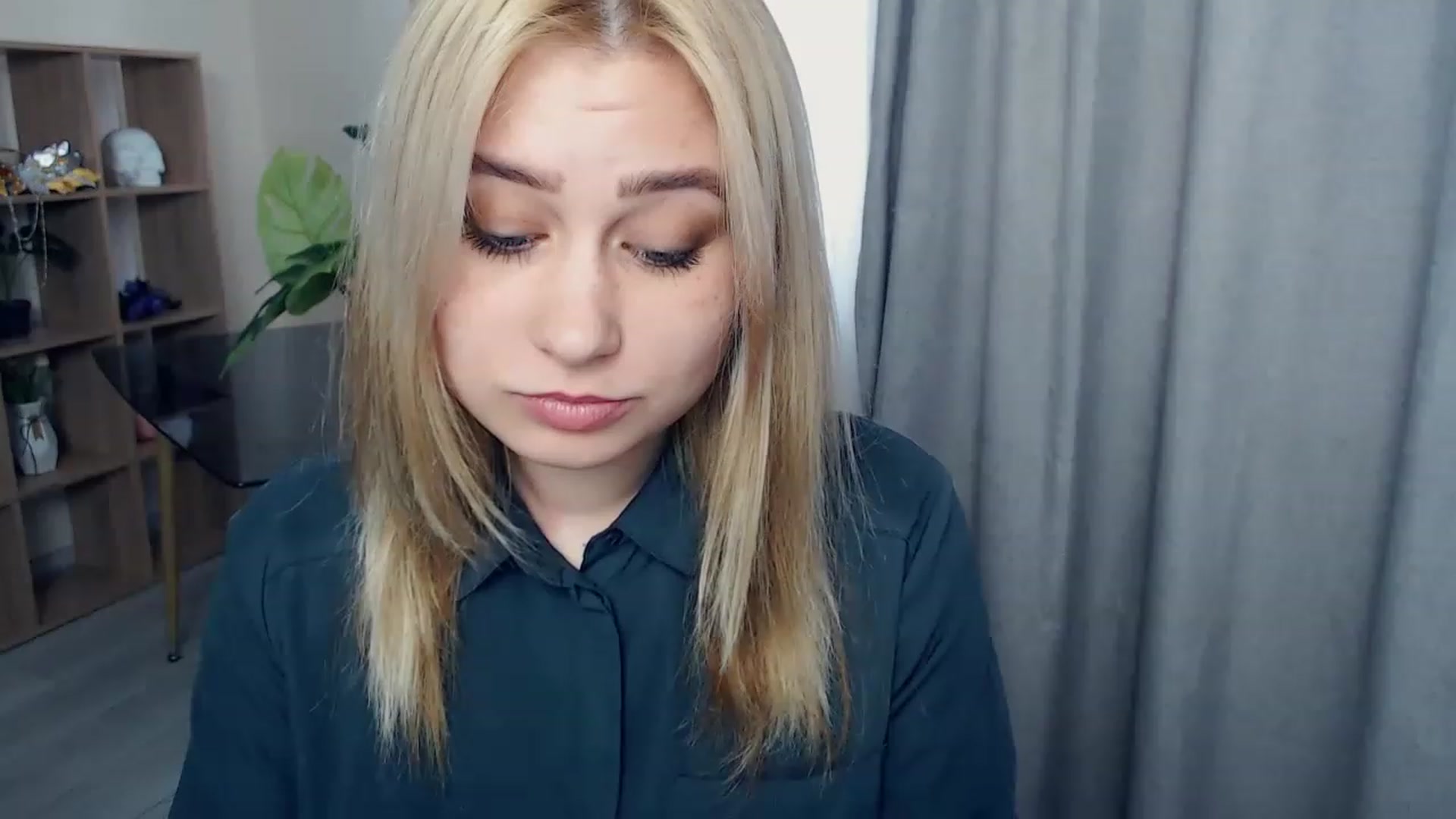 Gallery image thumbnail from Kukla_kolduna's myfreecams stream on, 03/26/2023, 14:32 image 2 of 20