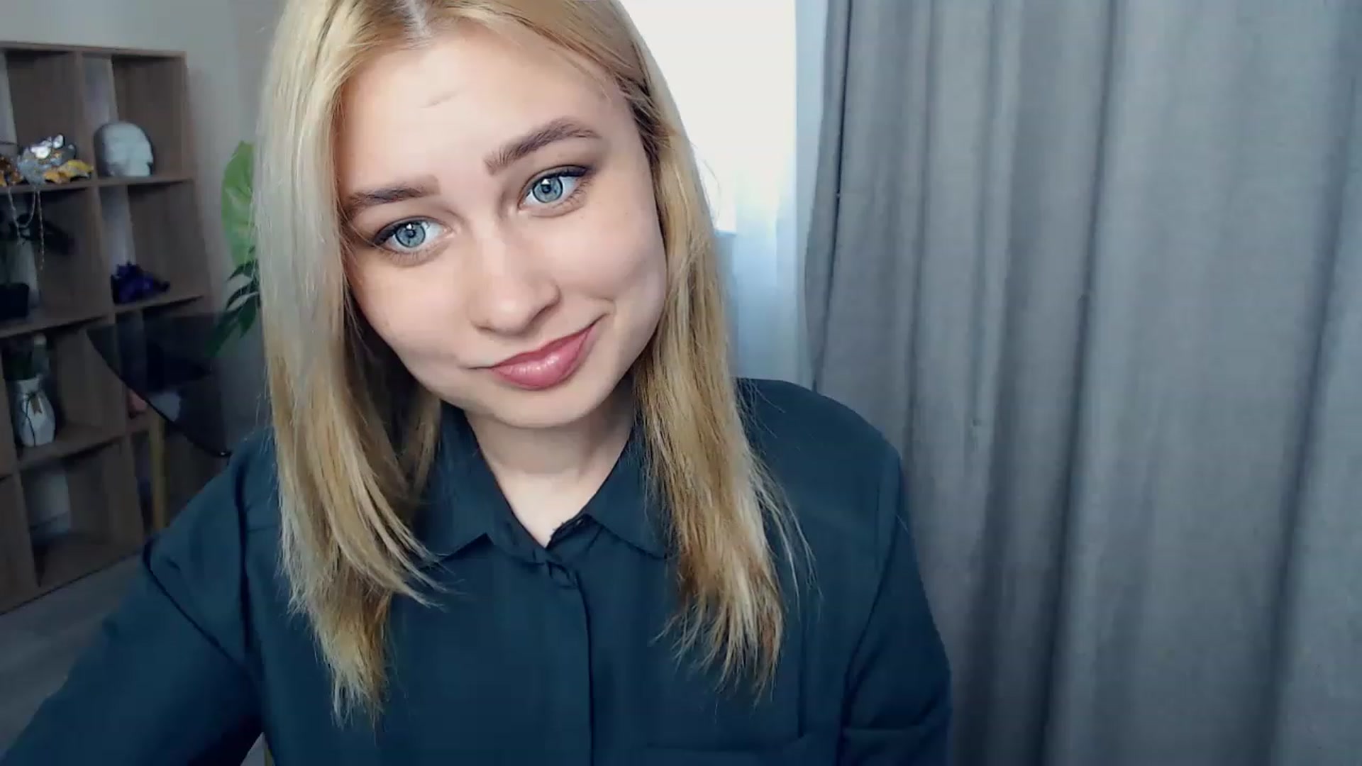 Gallery image thumbnail from Kukla_kolduna's myfreecams stream on, 03/26/2023, 15:12 image 15 of 20