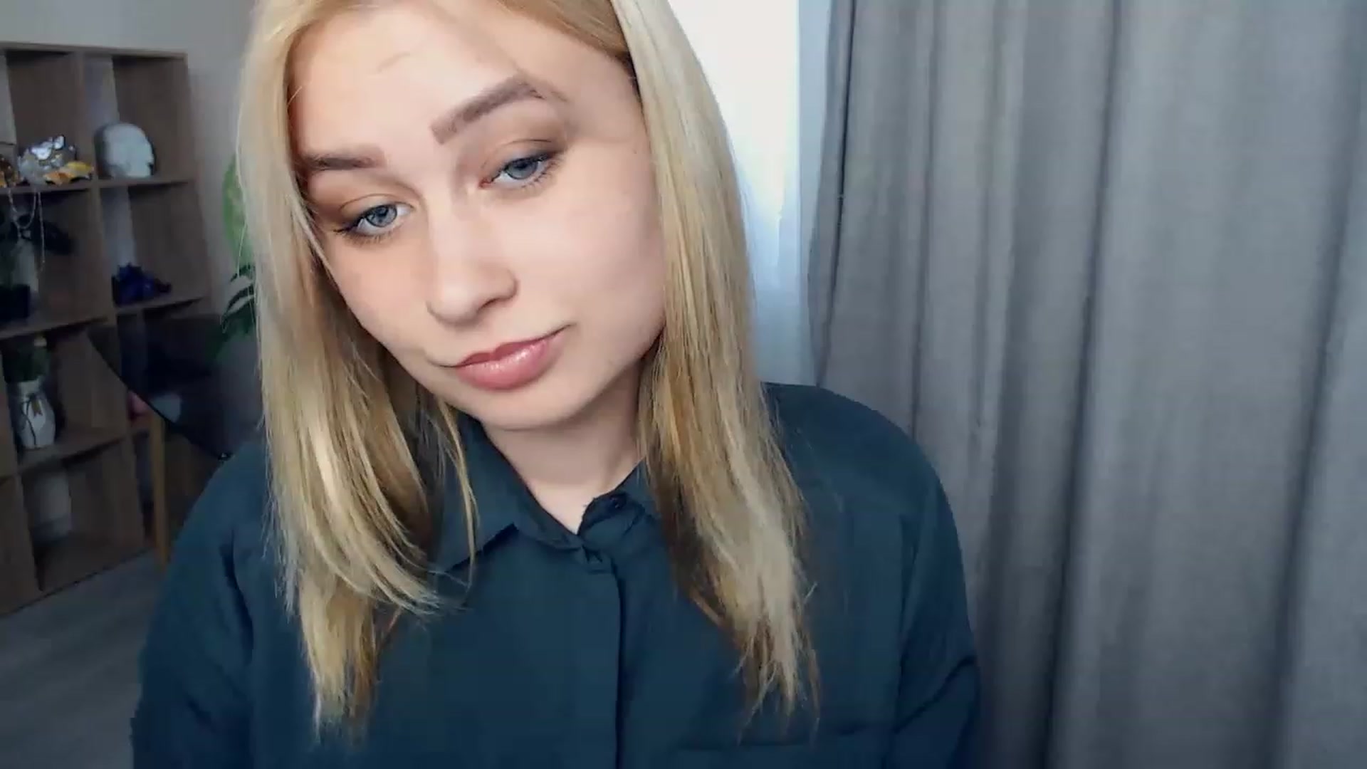 Gallery image thumbnail from Kukla_kolduna's myfreecams stream on, 03/26/2023, 15:12 image 1 of 20