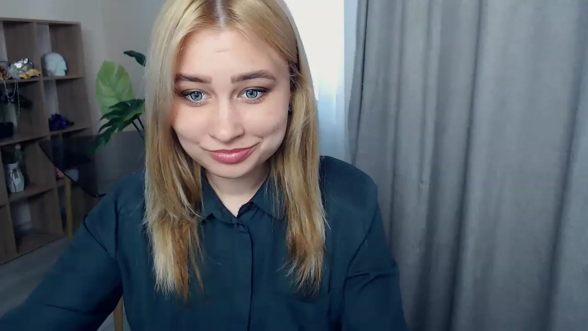 Gallery image thumbnail from Kukla_kolduna's myfreecams stream on, 03/26/2023, 15:12 image 19 of 20