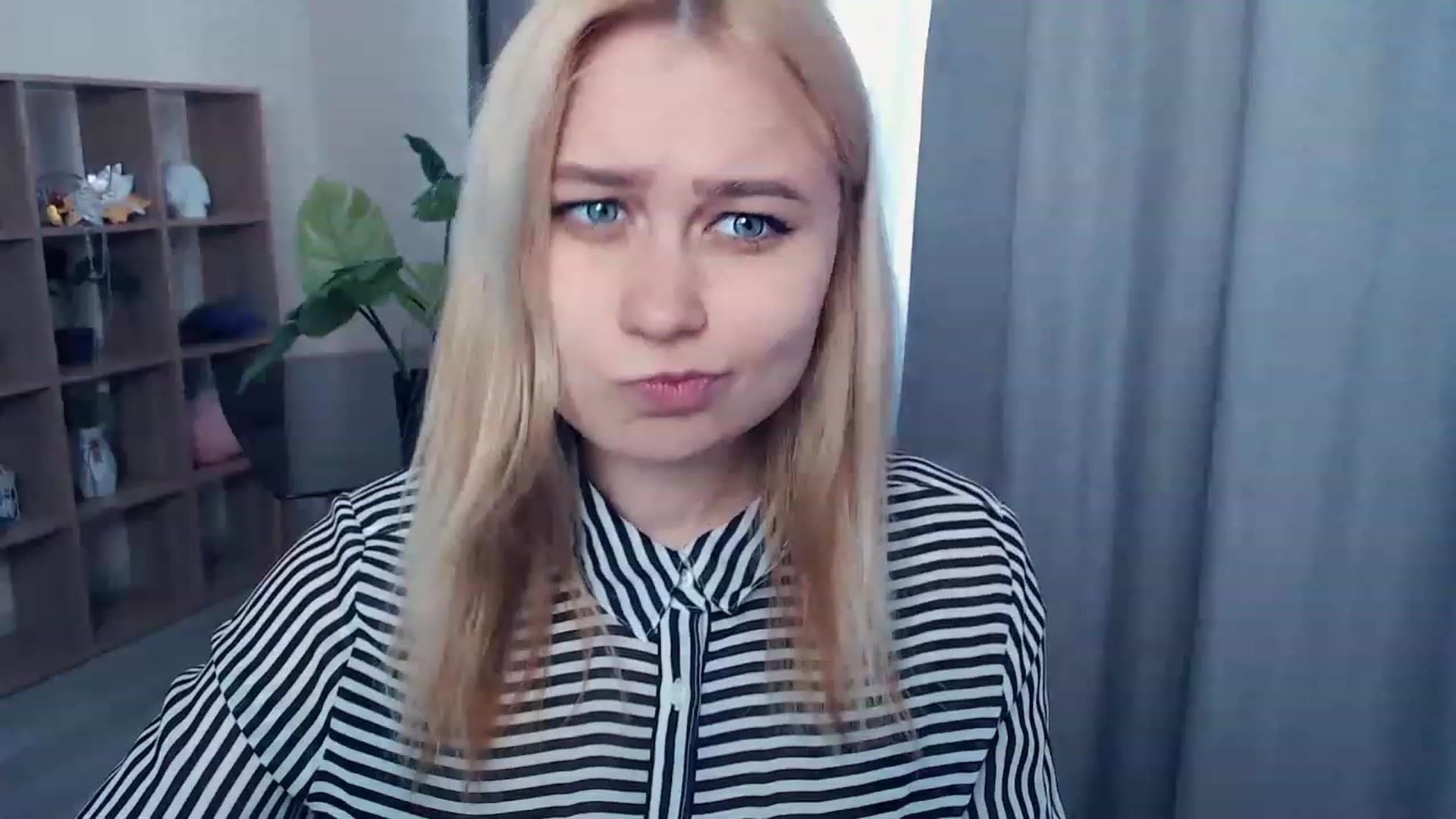 Gallery image thumbnail from Kukla_kolduna's myfreecams stream on, 03/30/2023, 13:41 image 15 of 20