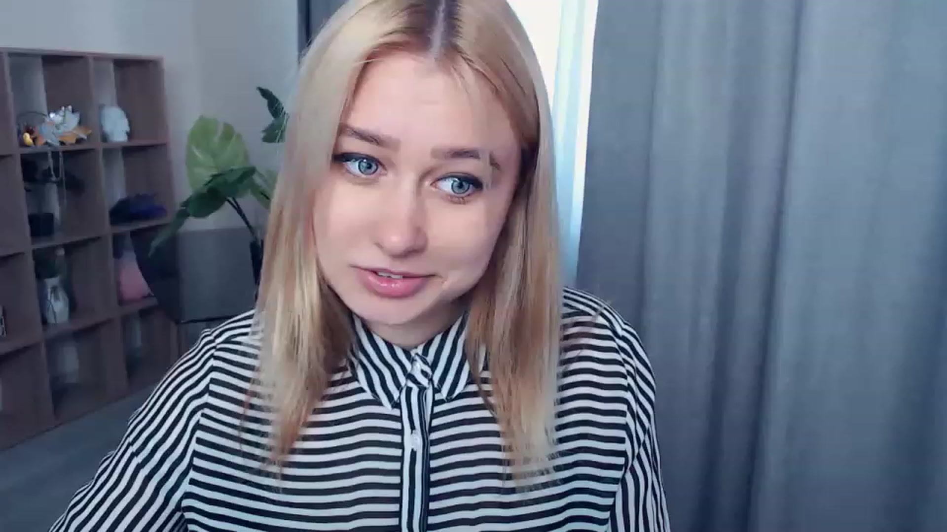 Gallery image thumbnail from Kukla_kolduna's myfreecams stream on, 03/30/2023, 15:04 image 6 of 20