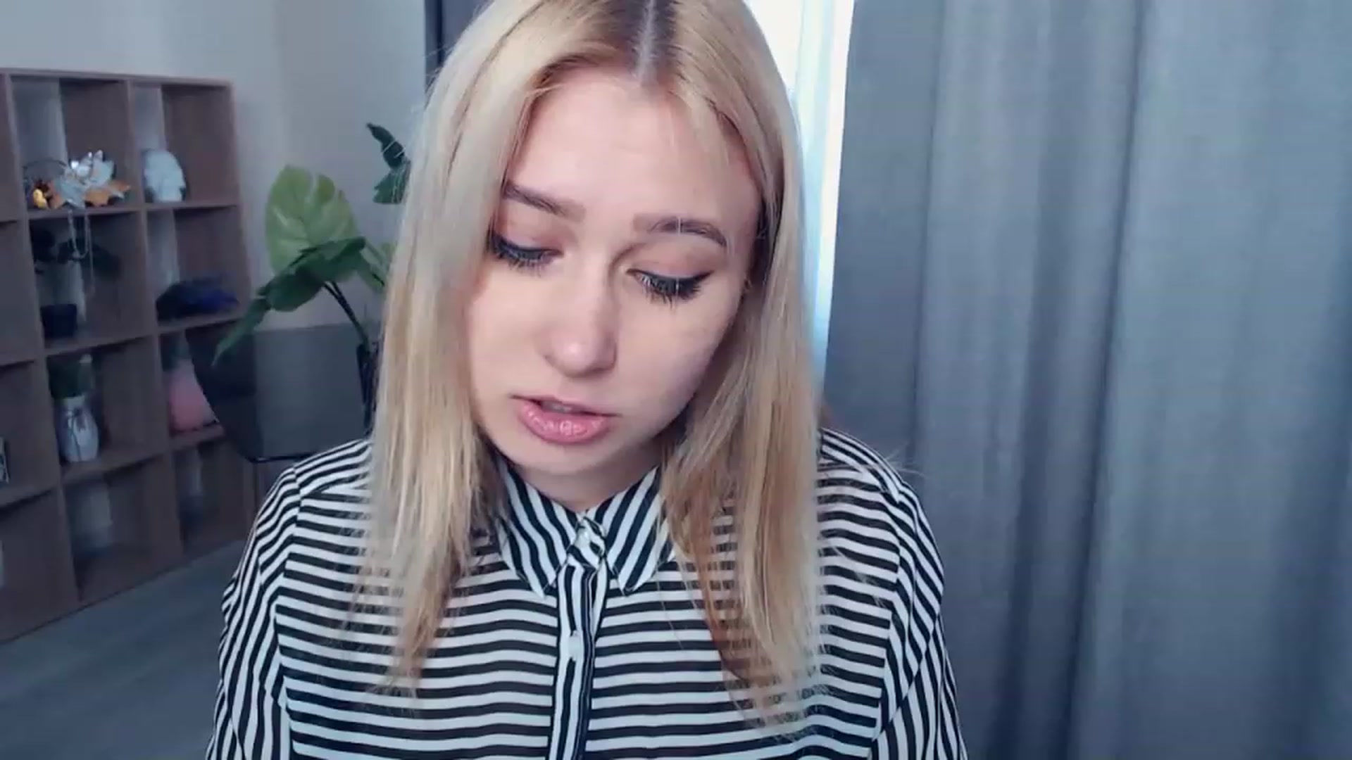 Gallery image thumbnail from Kukla_kolduna's myfreecams stream on, 03/30/2023, 15:04 image 1 of 20