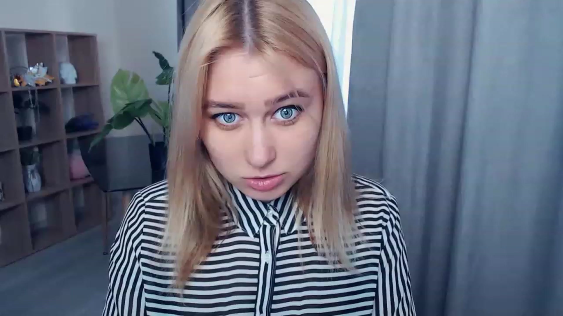 Gallery image thumbnail from Kukla_kolduna's myfreecams stream on, 03/30/2023, 15:04 image 2 of 20