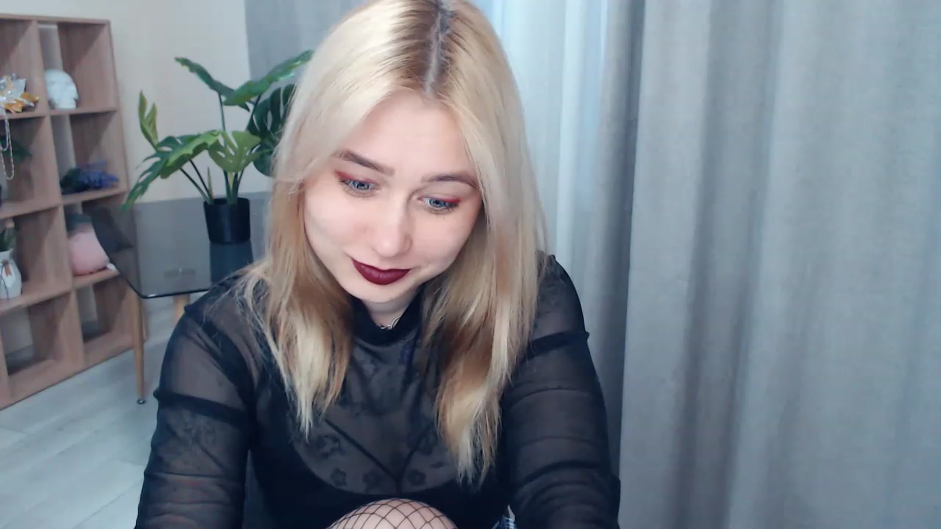 Gallery image thumbnail from Kukla_kolduna's myfreecams stream on, 03/31/2023, 17:09 image 10 of 20