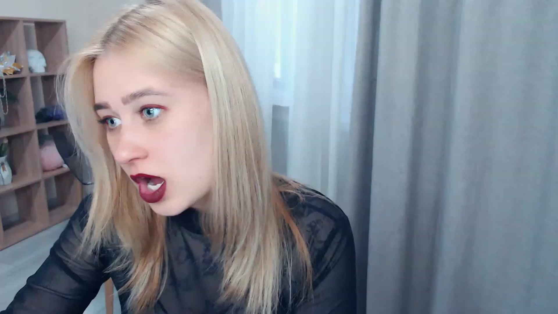 Gallery image thumbnail from Kukla_kolduna's myfreecams stream on, 03/31/2023, 17:09 image 4 of 20