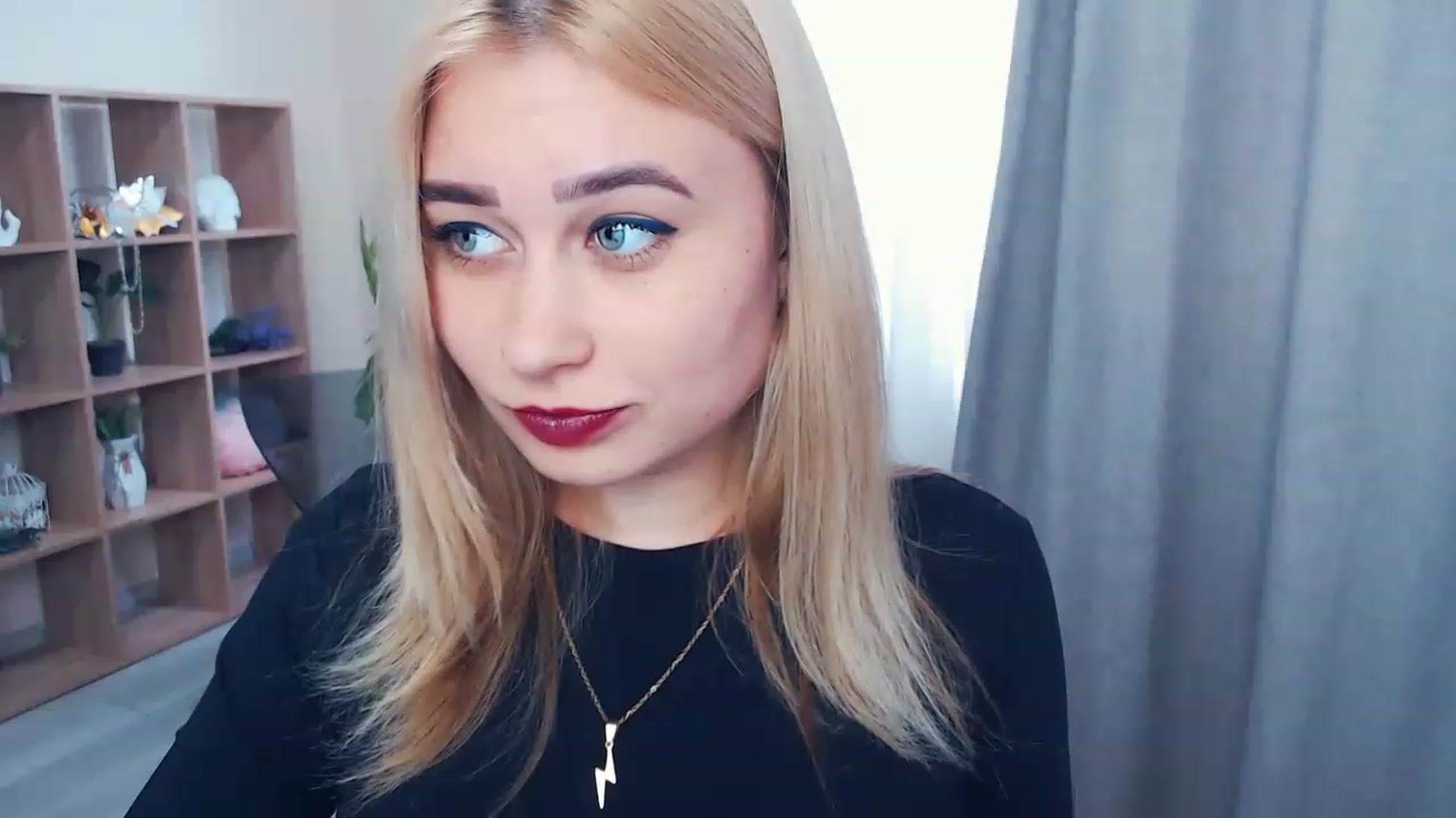 Gallery image thumbnail from Kukla_kolduna's myfreecams stream on, 04/01/2023, 13:06 image 20 of 20