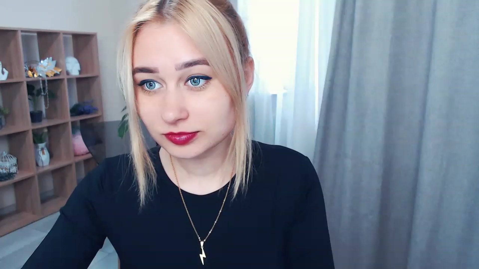 Gallery image thumbnail from Kukla_kolduna's myfreecams stream on, 04/01/2023, 15:15 image 20 of 20