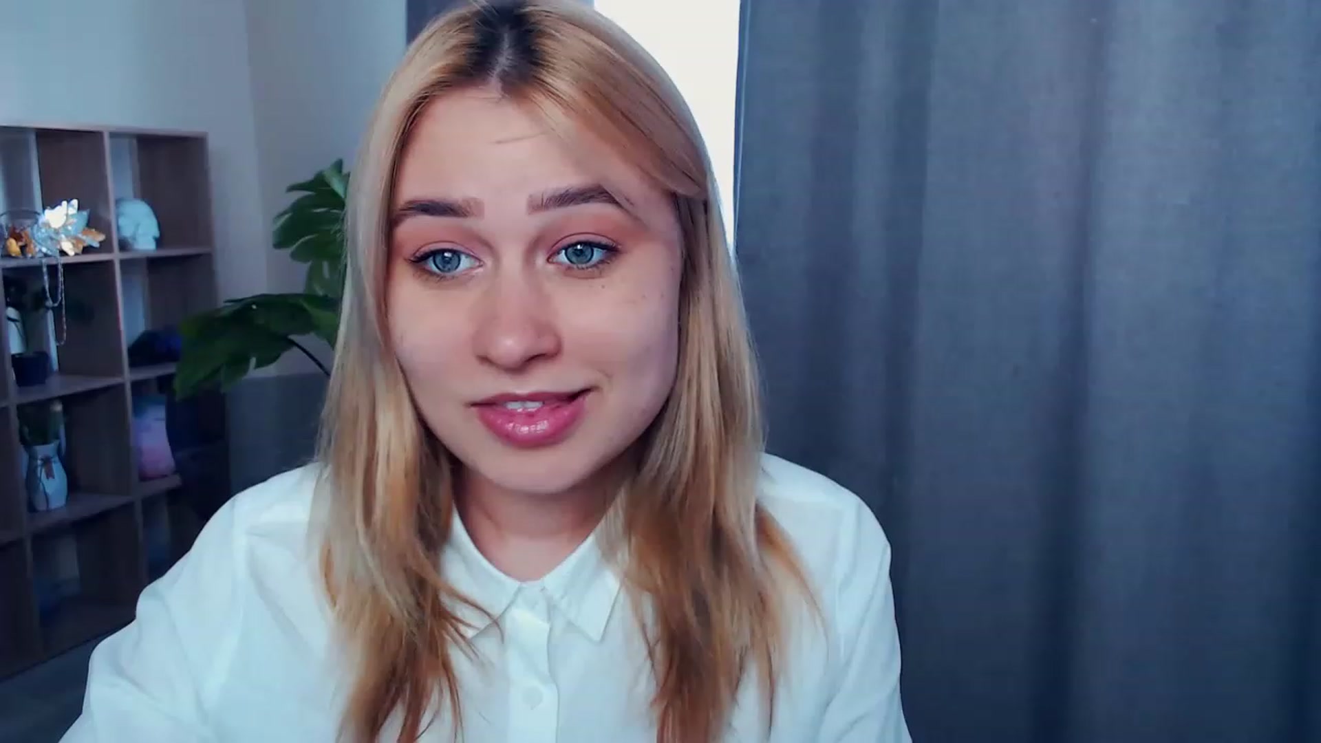 Gallery image thumbnail from Kukla_kolduna's myfreecams stream on, 04/07/2023, 11:25 image 1 of 20