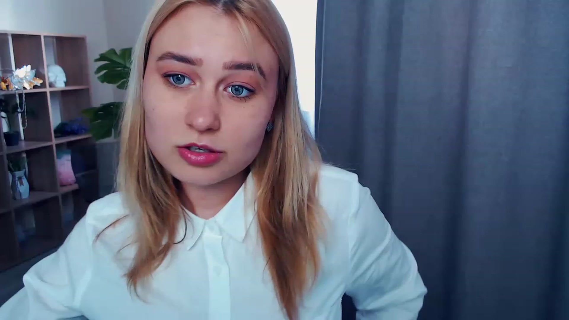 Gallery image thumbnail from Kukla_kolduna's myfreecams stream on, 04/07/2023, 13:39 image 3 of 20