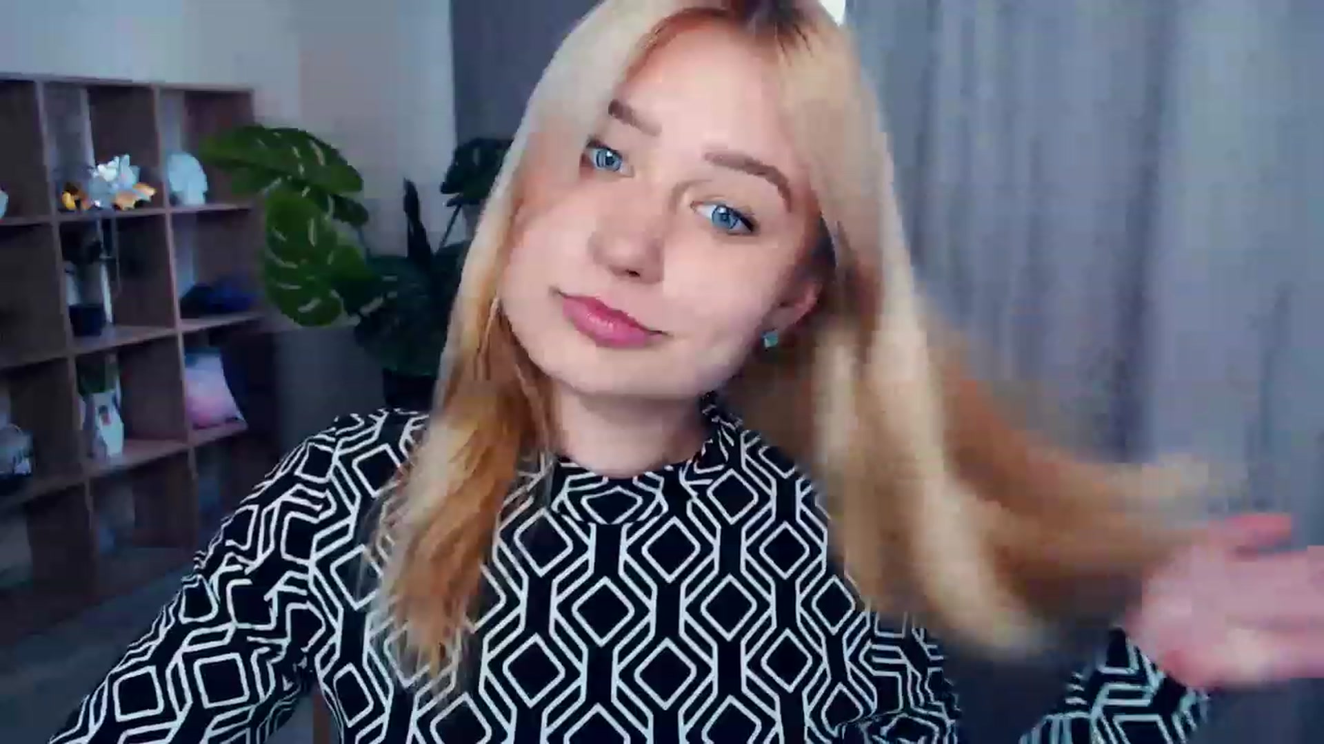 Gallery image thumbnail from Kukla_kolduna's myfreecams stream on, 04/08/2023, 14:32 image 3 of 20
