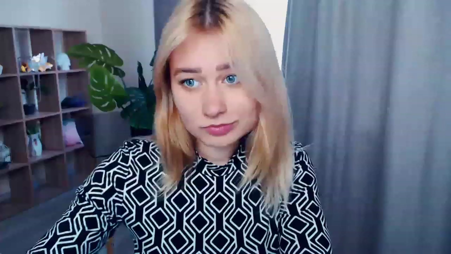 Gallery image thumbnail from Kukla_kolduna's myfreecams stream on, 04/08/2023, 14:32 image 5 of 20