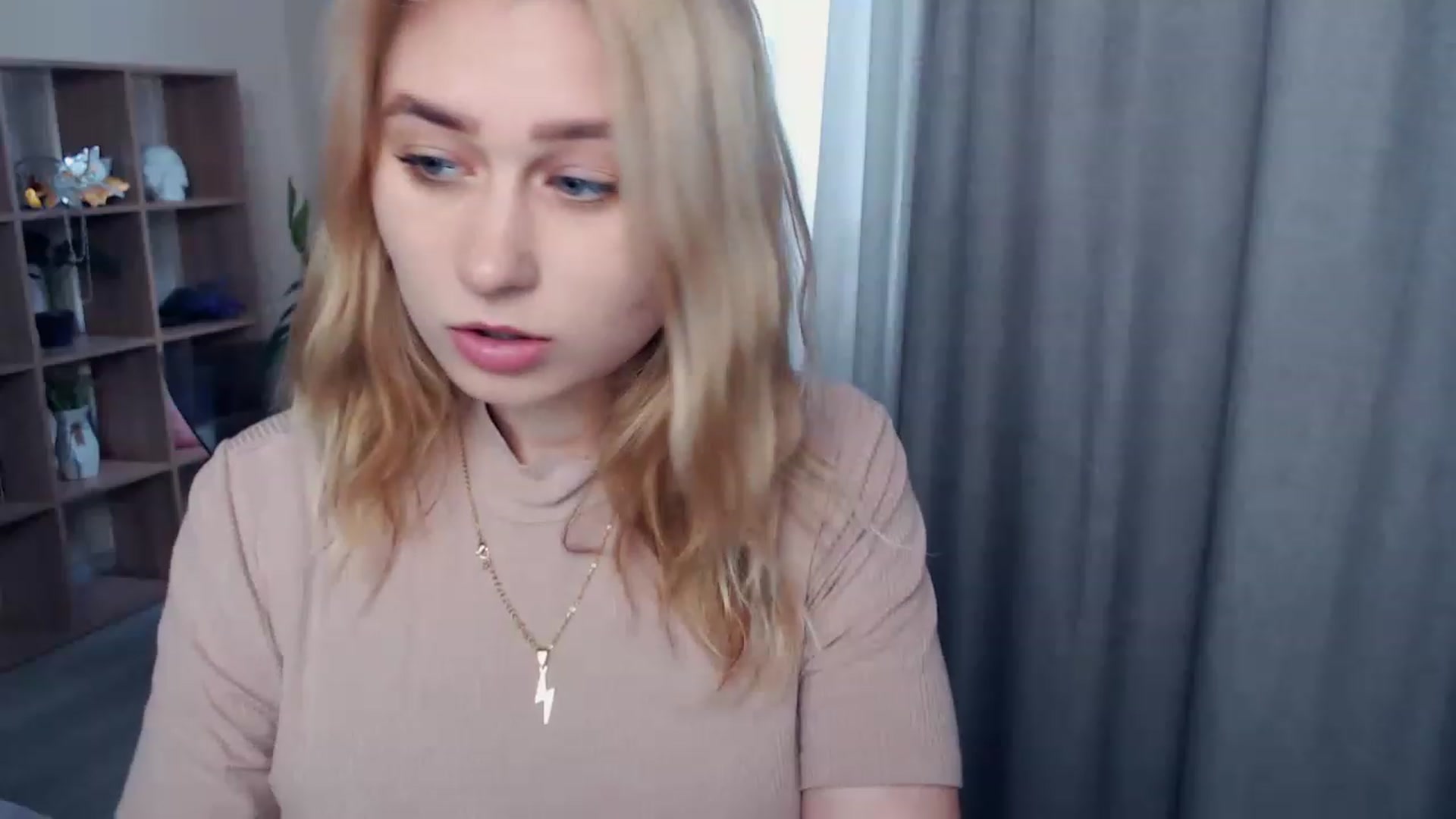 Gallery image thumbnail from Kukla_kolduna's myfreecams stream on, 04/09/2023, 14:39 image 8 of 20