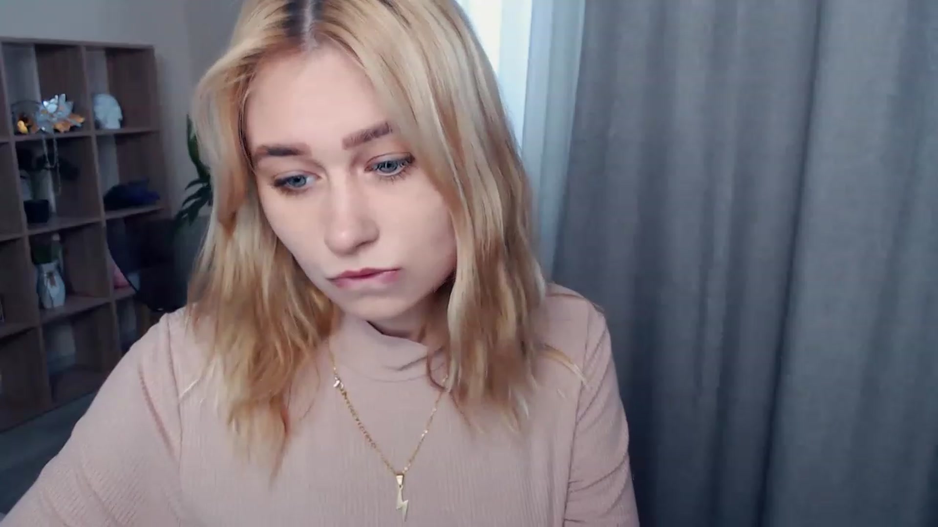 Gallery image thumbnail from Kukla_kolduna's myfreecams stream on, 04/09/2023, 14:39 image 14 of 20