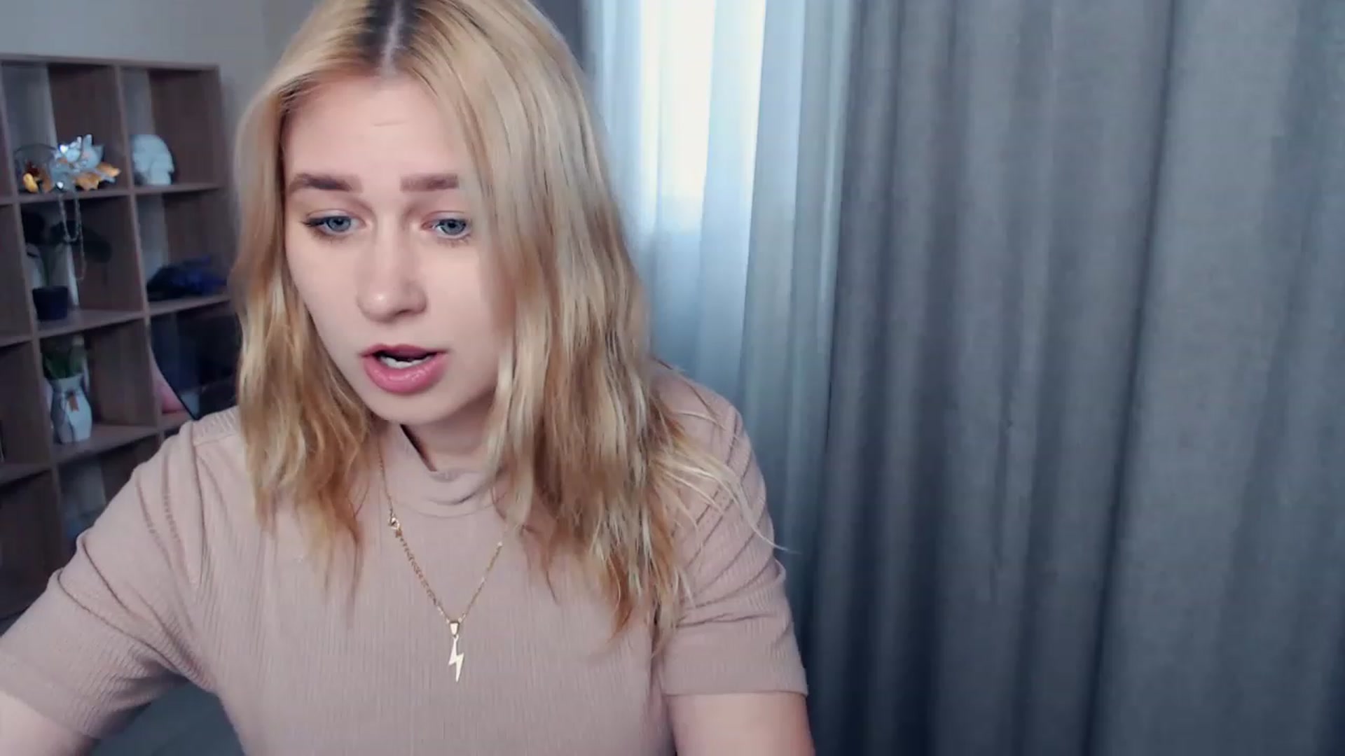 Gallery image thumbnail from Kukla_kolduna's myfreecams stream on, 04/09/2023, 14:39 image 7 of 20