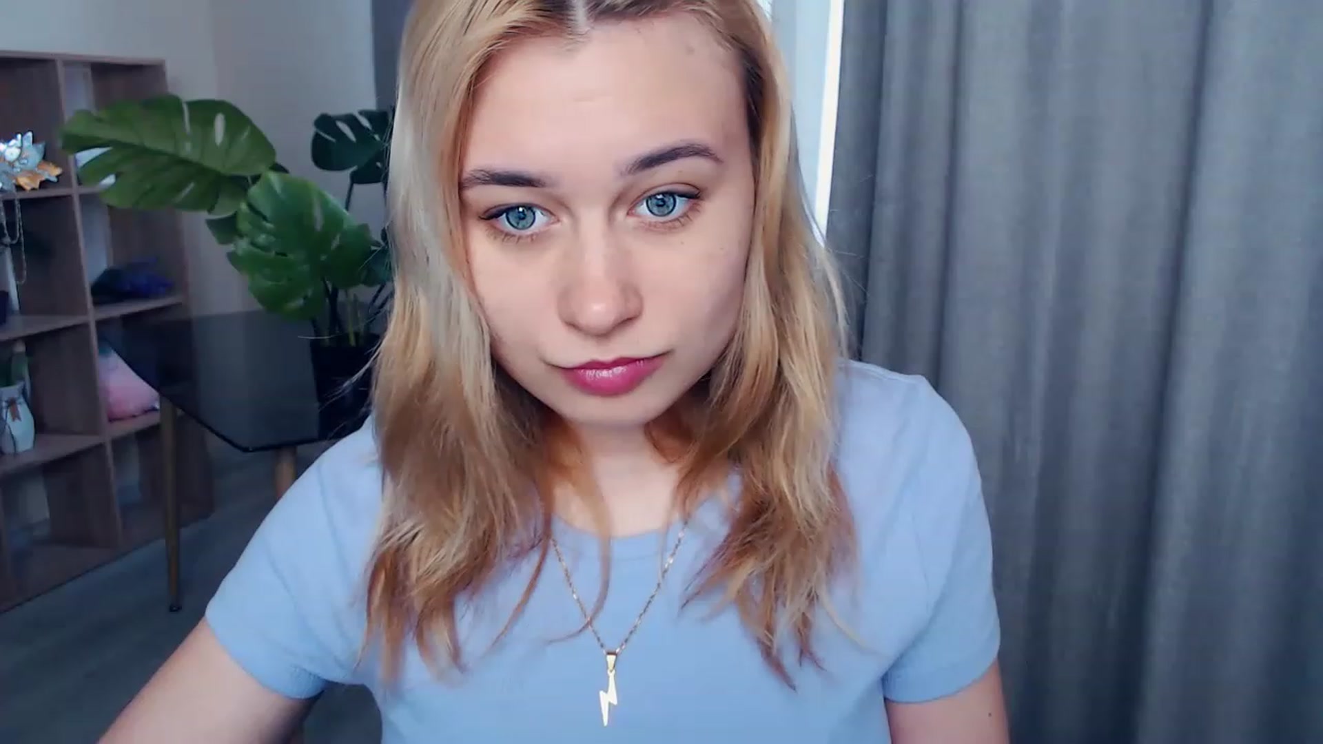 Gallery image thumbnail from Kukla_kolduna's myfreecams stream on, 04/13/2023, 12:41 image 8 of 20