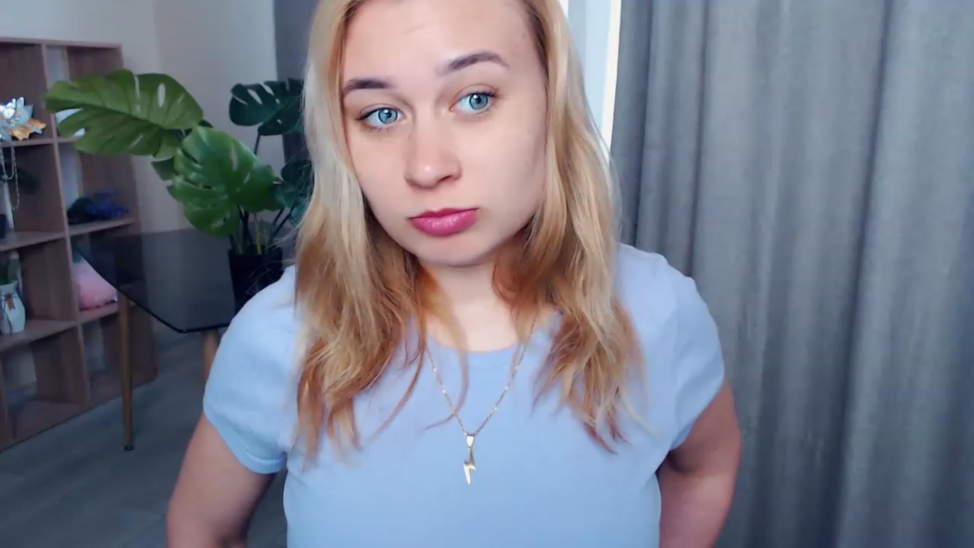 Gallery image thumbnail from Kukla_kolduna's myfreecams stream on, 04/13/2023, 12:41 image 10 of 20