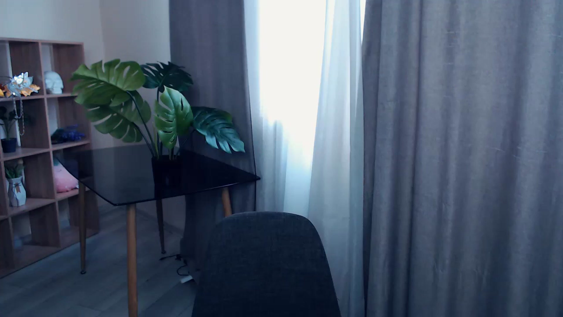 Gallery image thumbnail from Kukla_kolduna's myfreecams stream on, 04/14/2023, 13:26 image 11 of 20