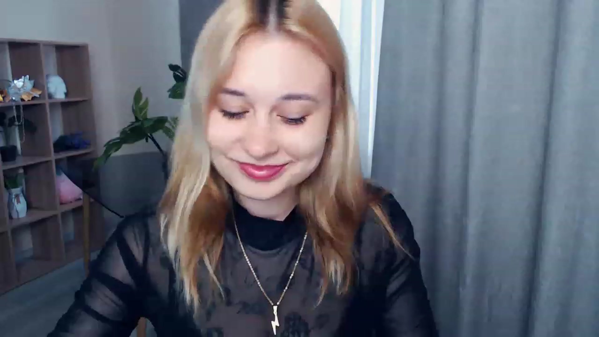 Gallery image thumbnail from Kukla_kolduna's myfreecams stream on, 04/15/2023, 14:22 image 5 of 20