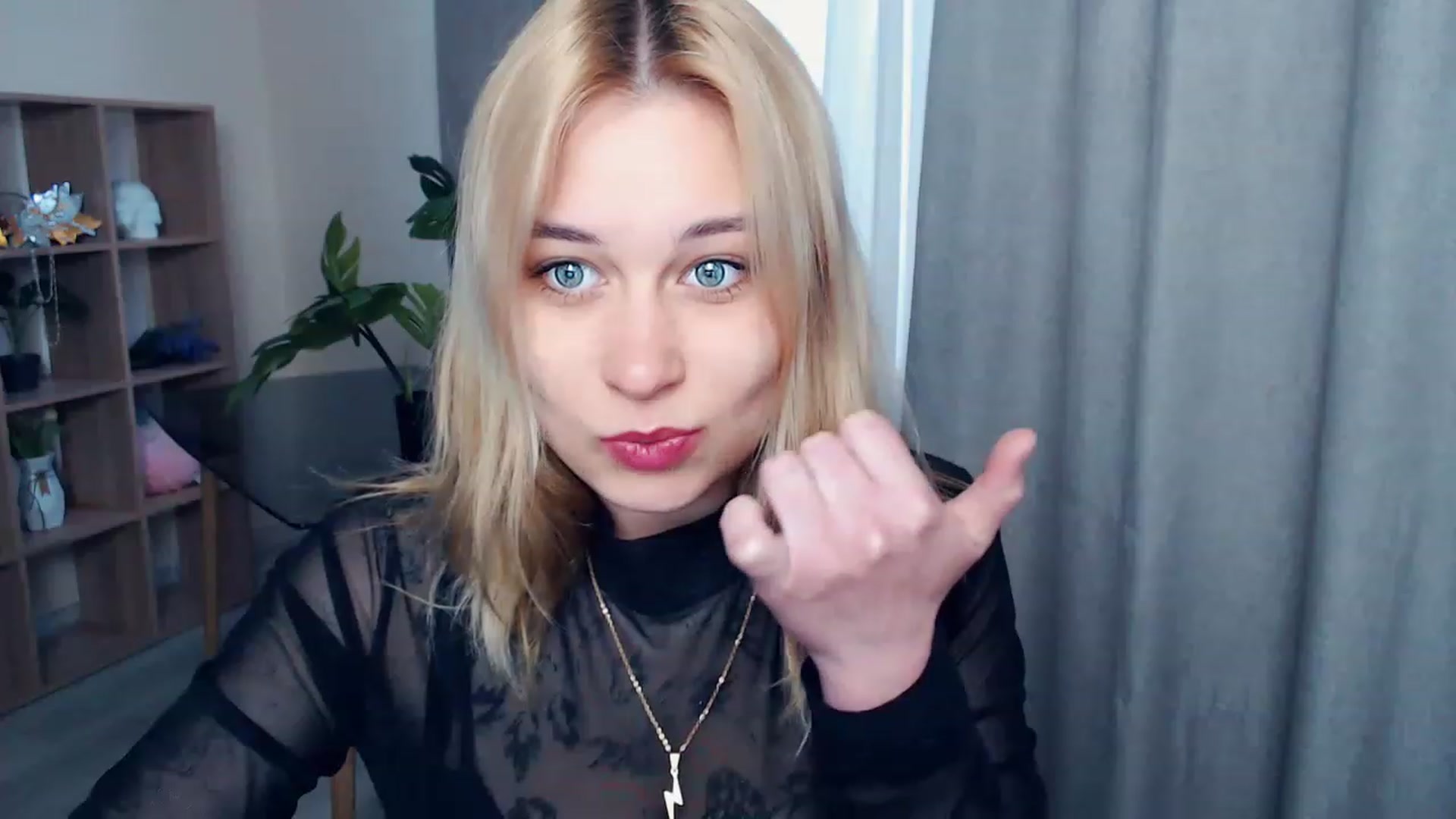 Gallery image thumbnail from Kukla_kolduna's myfreecams stream on, 04/15/2023, 14:22 image 2 of 20