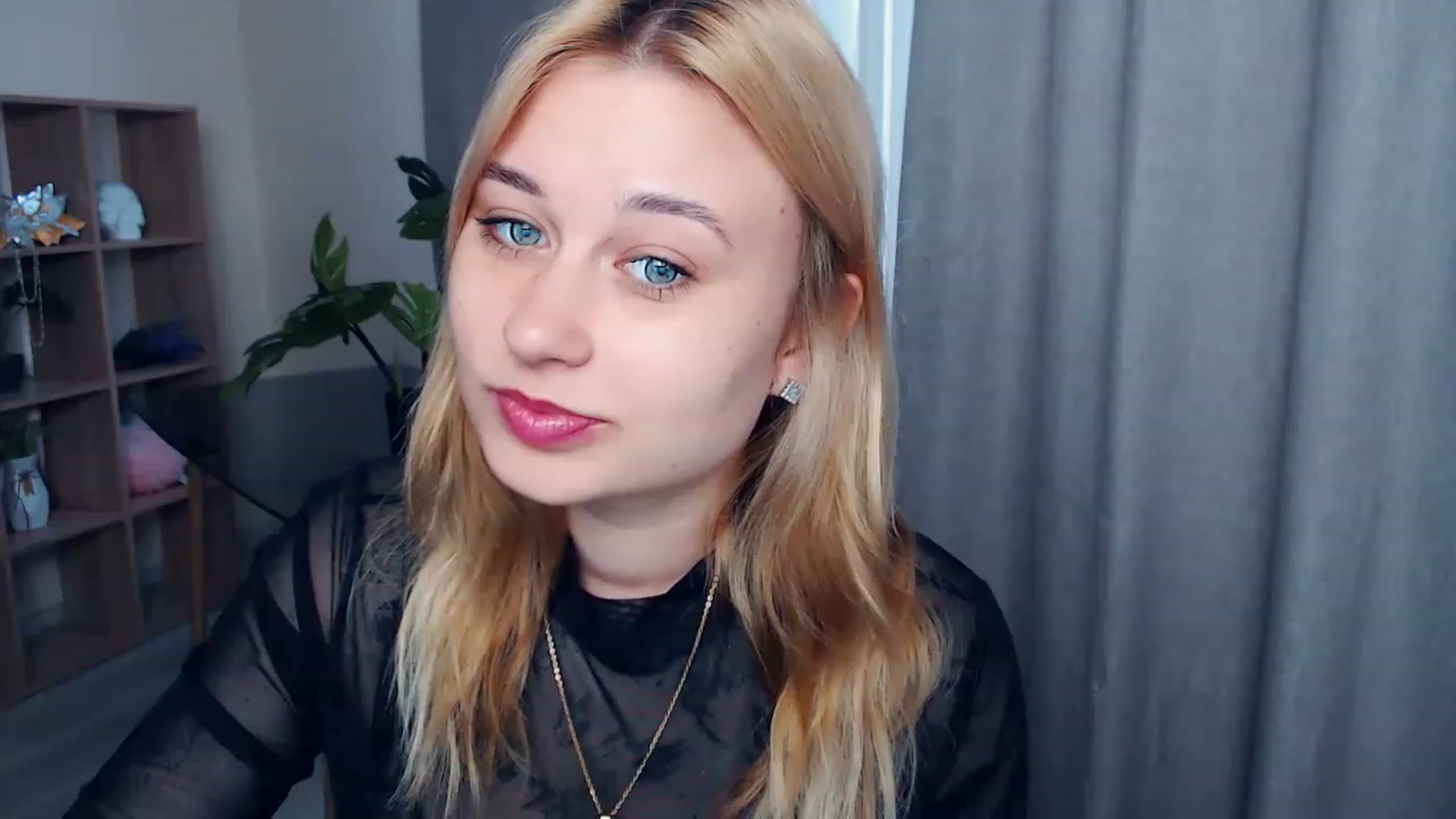 Gallery image thumbnail from Kukla_kolduna's myfreecams stream on, 04/15/2023, 14:22 image 1 of 20