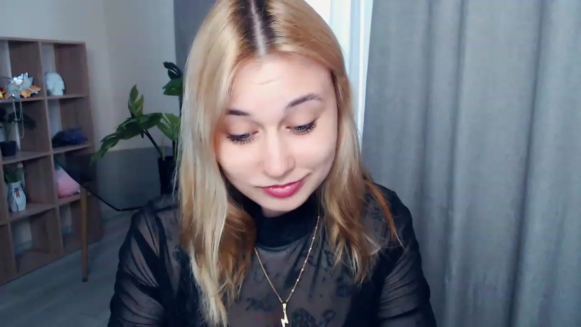 Gallery image thumbnail from Kukla_kolduna's myfreecams stream on, 04/15/2023, 14:22 image 4 of 20