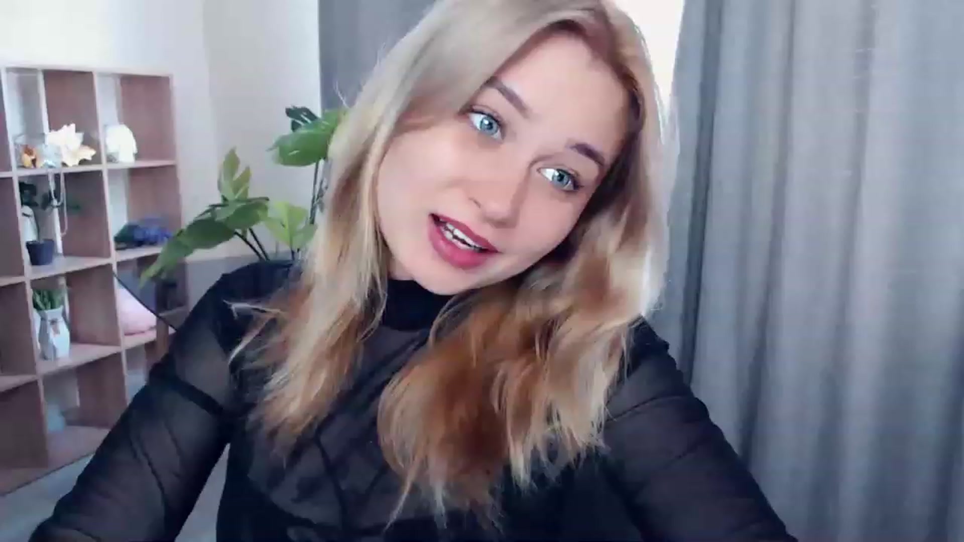 Gallery image thumbnail from Kukla_kolduna's myfreecams stream on, 04/21/2023, 12:41 image 15 of 20