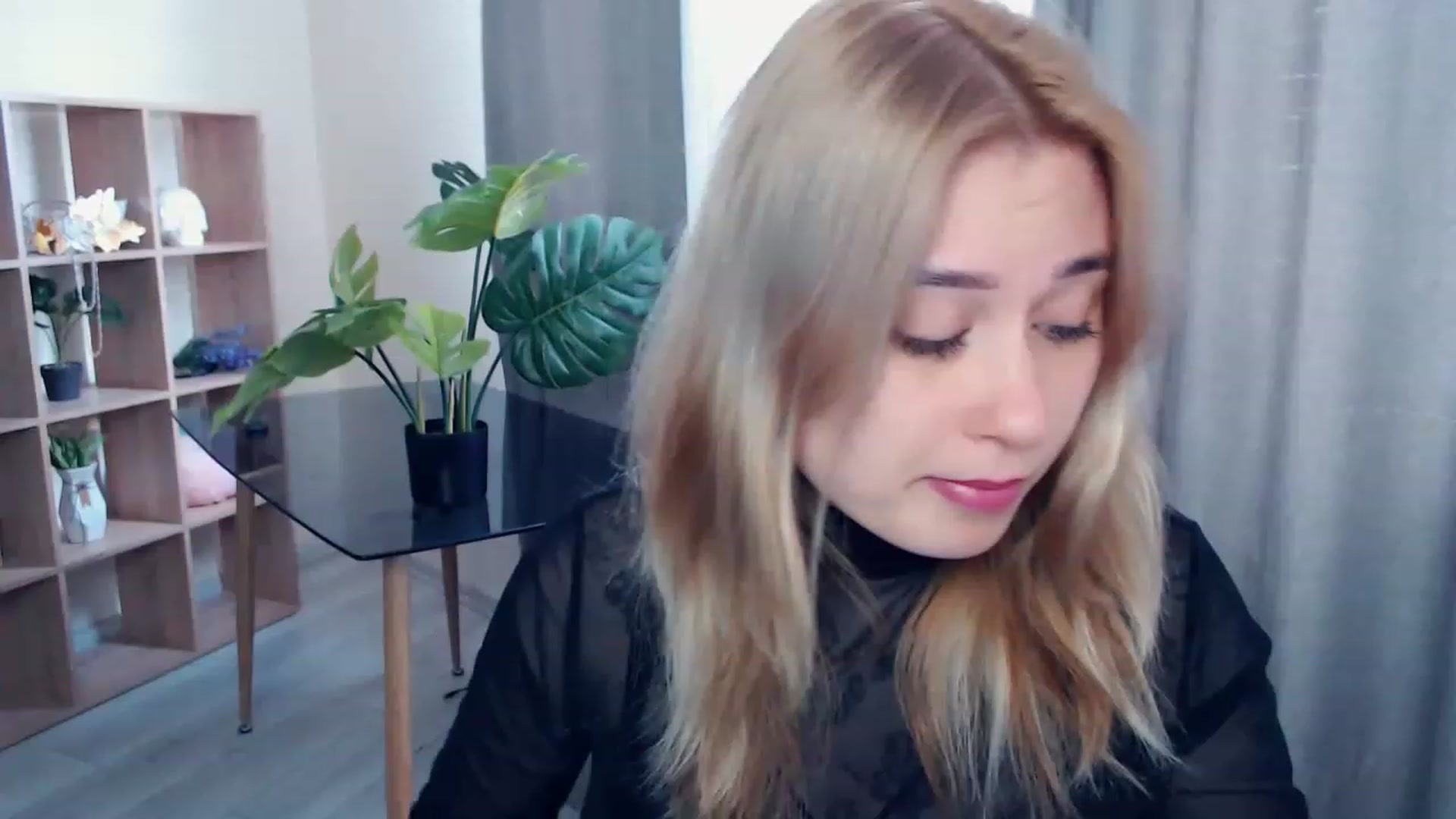 Gallery image thumbnail from Kukla_kolduna's myfreecams stream on, 04/21/2023, 12:41 image 8 of 20