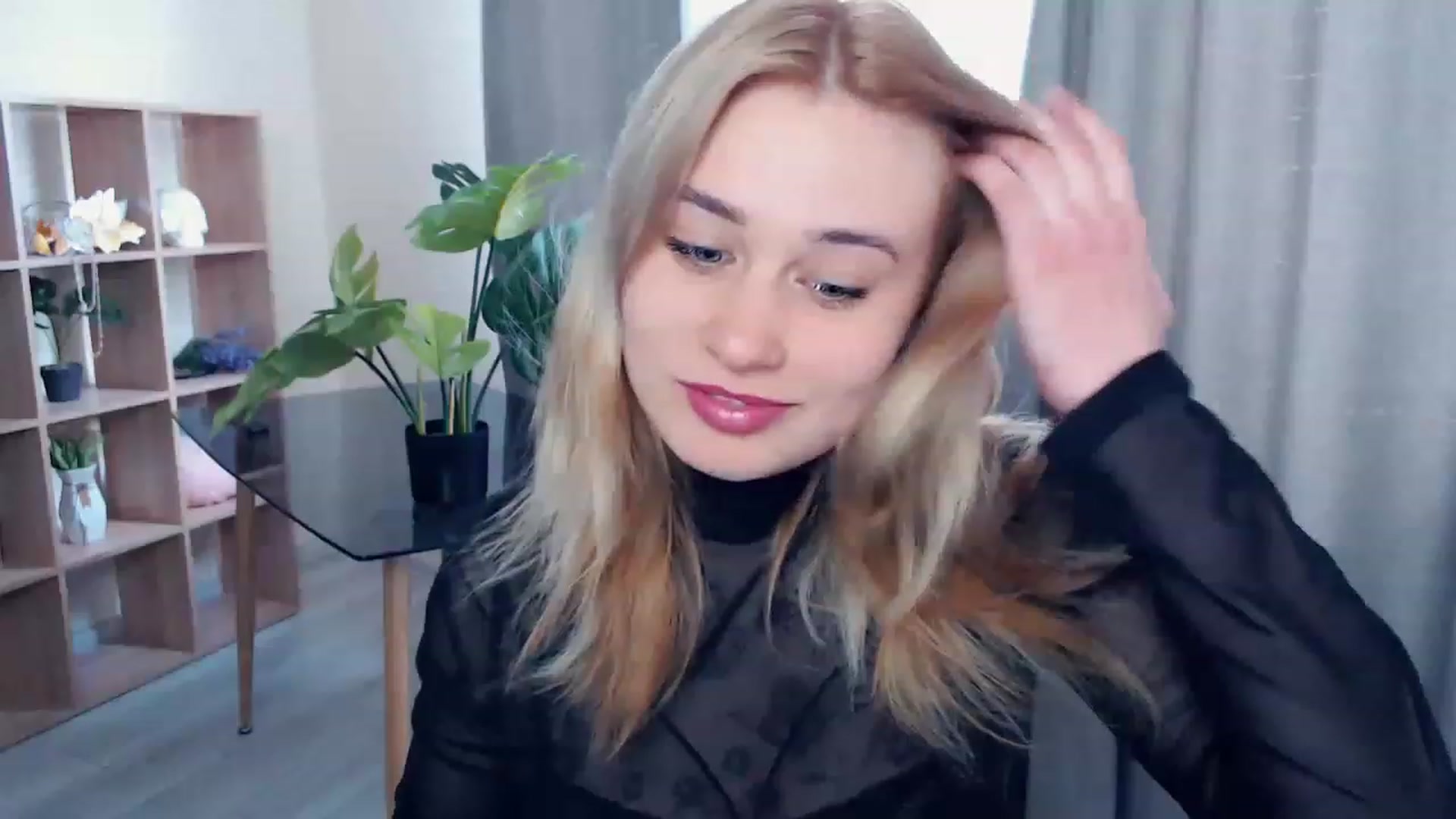 Gallery image thumbnail from Kukla_kolduna's myfreecams stream on, 04/21/2023, 12:41 image 3 of 20
