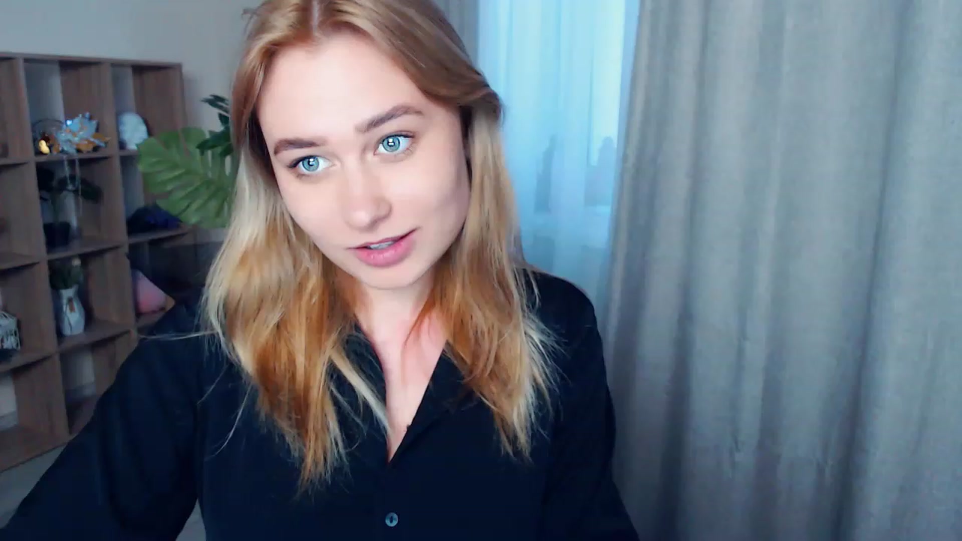 Gallery image thumbnail from Kukla_kolduna's myfreecams stream on, 04/23/2023, 17:25 image 9 of 20