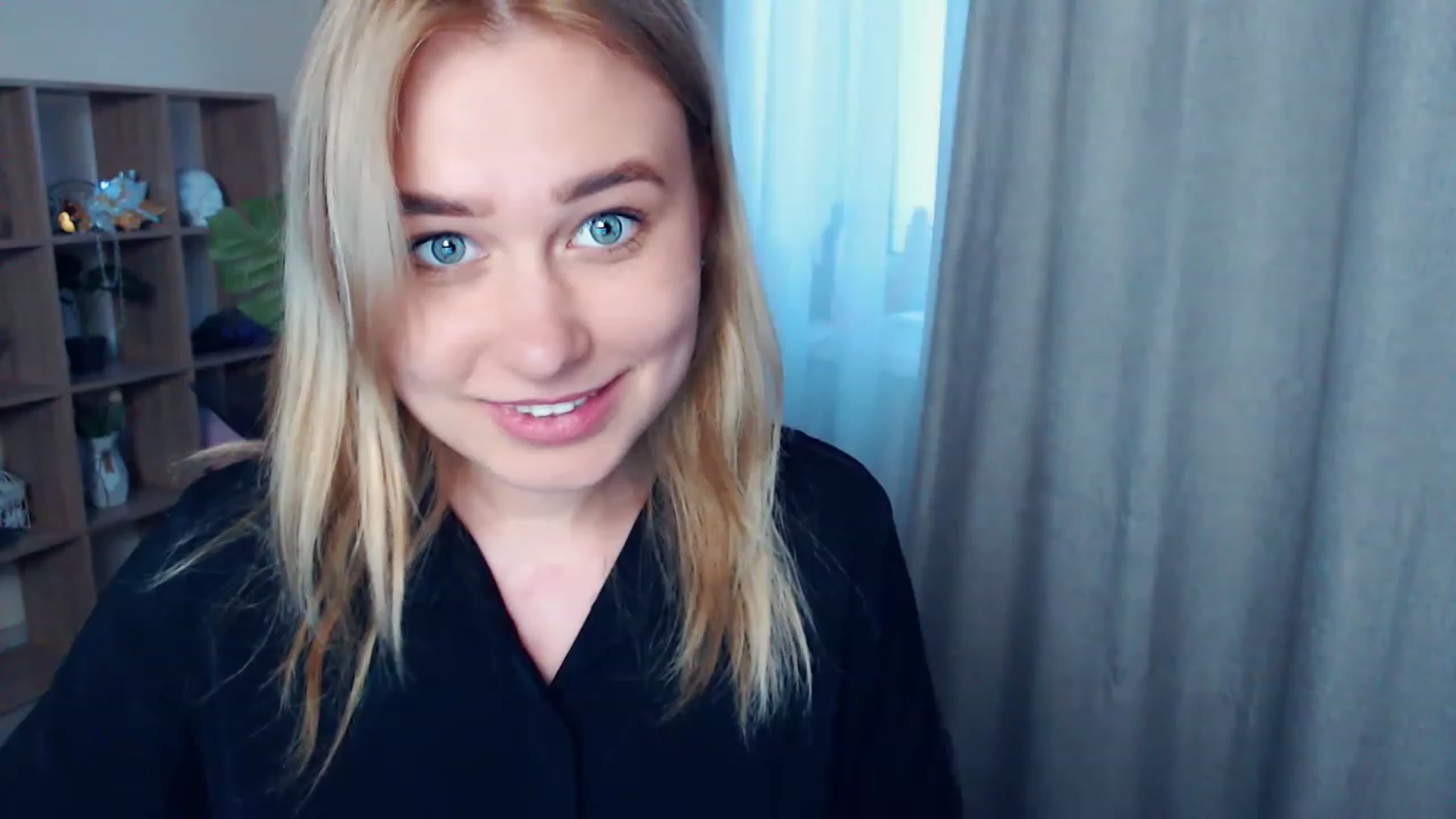 Gallery image thumbnail from Kukla_kolduna's myfreecams stream on, 04/23/2023, 17:25 image 5 of 20