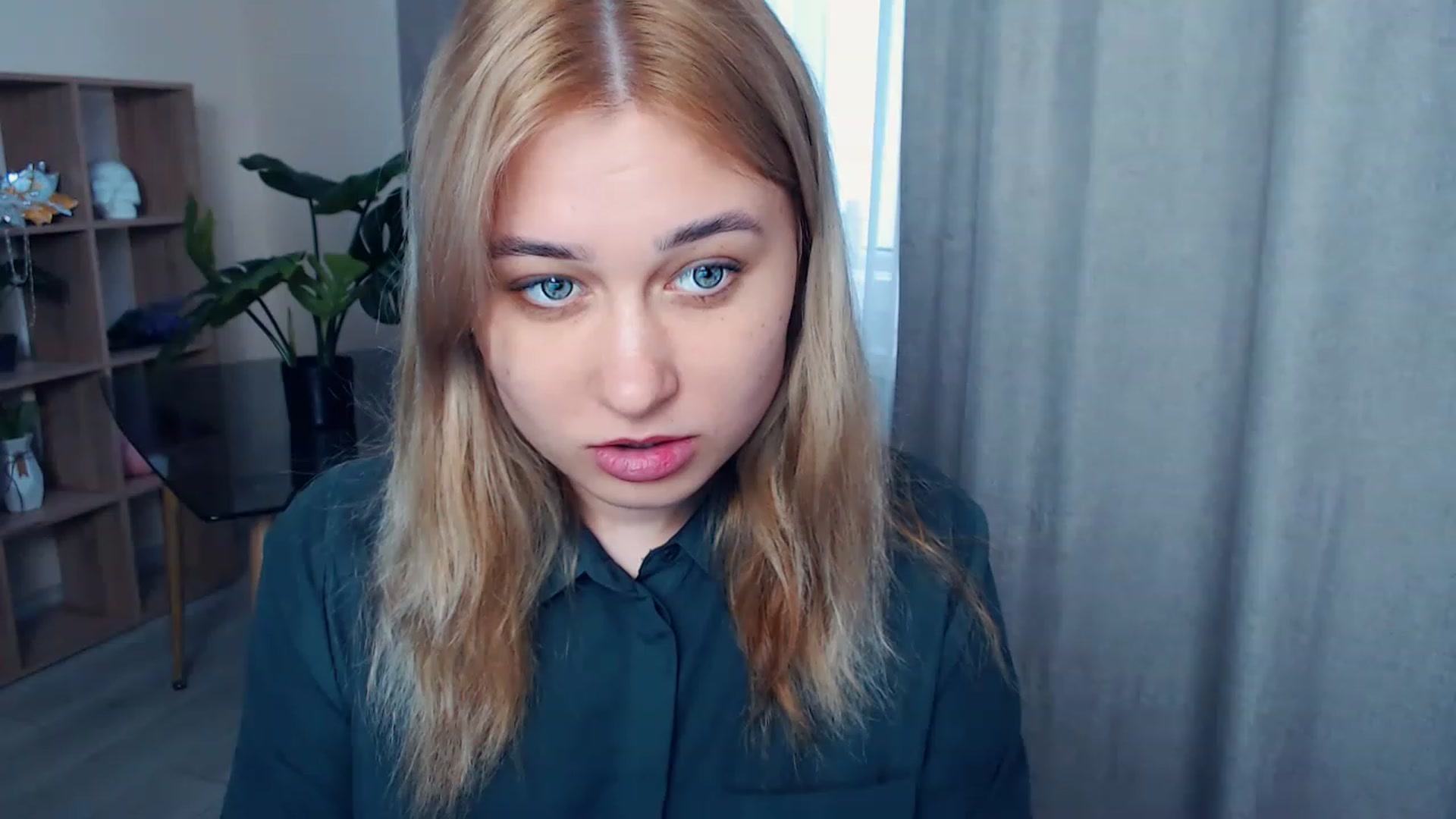 Gallery image thumbnail from Kukla_kolduna's myfreecams stream on, 04/27/2023, 14:31 image 16 of 20