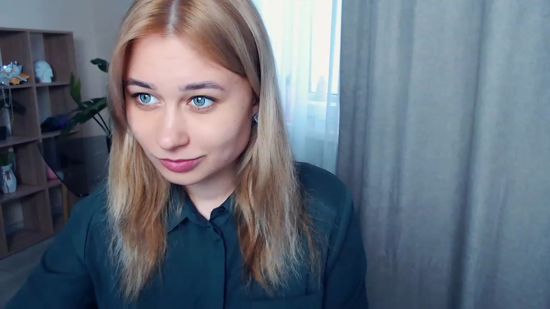 Gallery image thumbnail from Kukla_kolduna's myfreecams stream on, 04/27/2023, 14:31 image 17 of 20