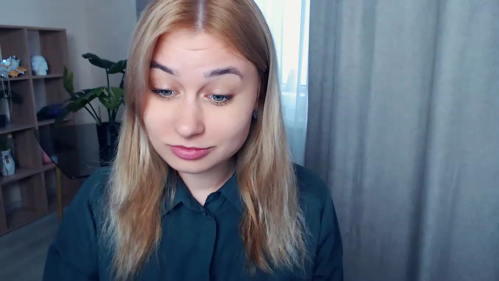Gallery image thumbnail from Kukla_kolduna's myfreecams stream on, 04/27/2023, 14:31 image 8 of 20