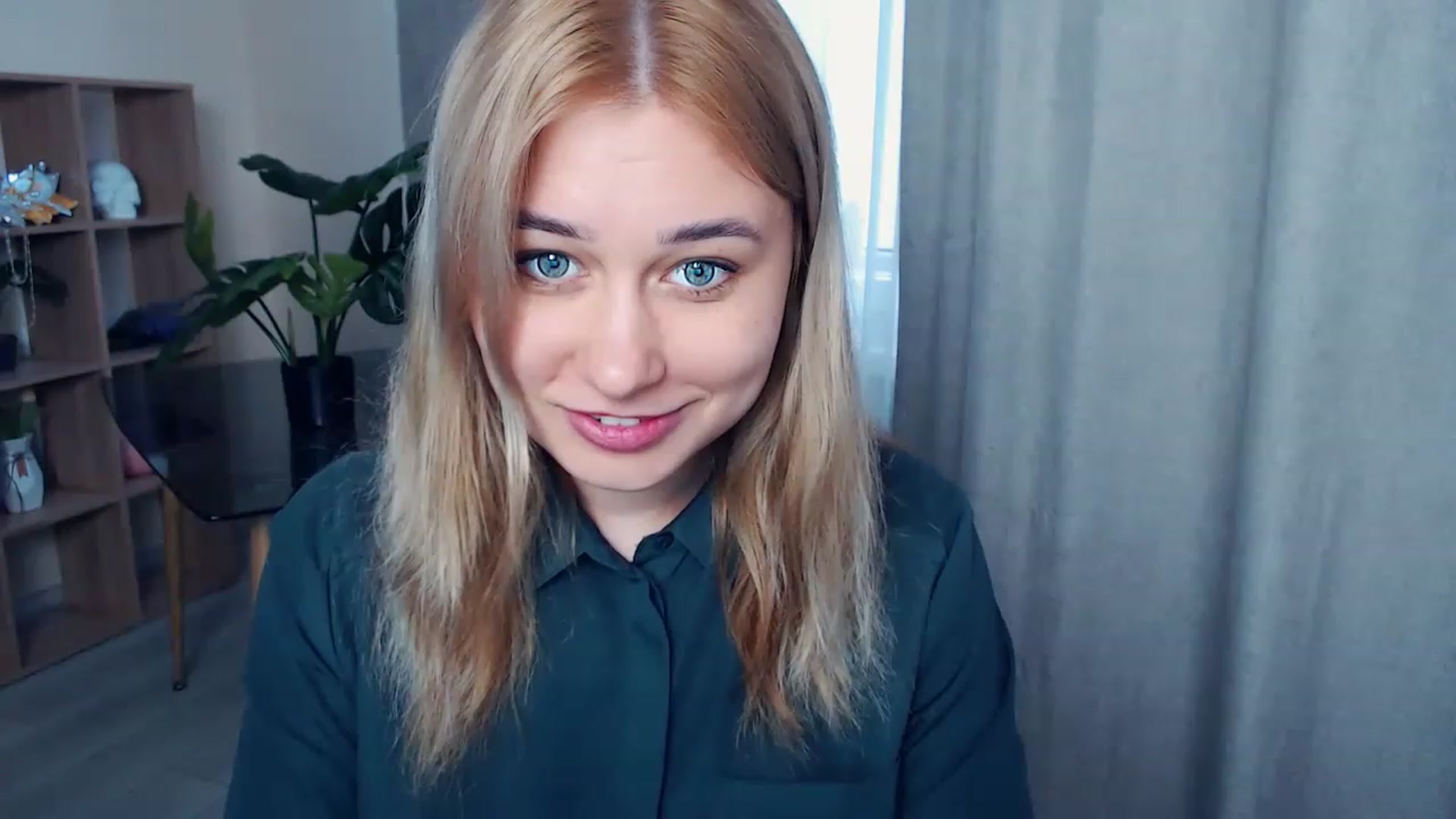 Gallery image thumbnail from Kukla_kolduna's myfreecams stream on, 04/27/2023, 14:31 image 14 of 20