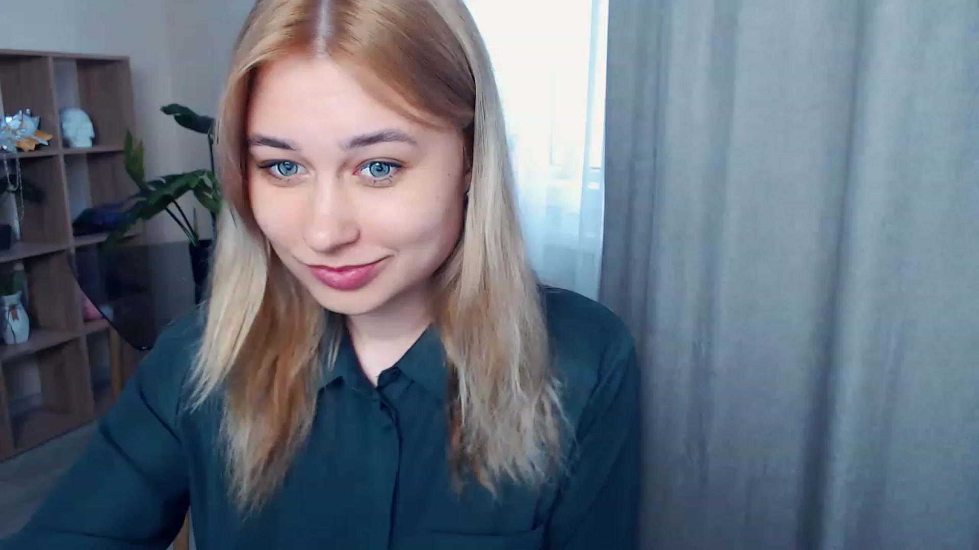 Gallery image thumbnail from Kukla_kolduna's myfreecams stream on, 04/27/2023, 14:31 image 5 of 20