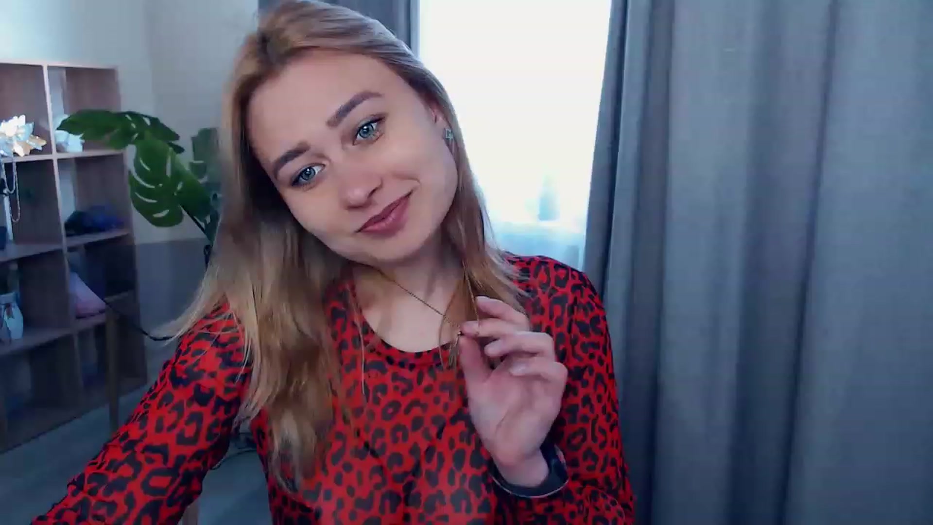 Gallery image thumbnail from Kukla_kolduna's myfreecams stream on, 04/28/2023, 12:34 image 17 of 20
